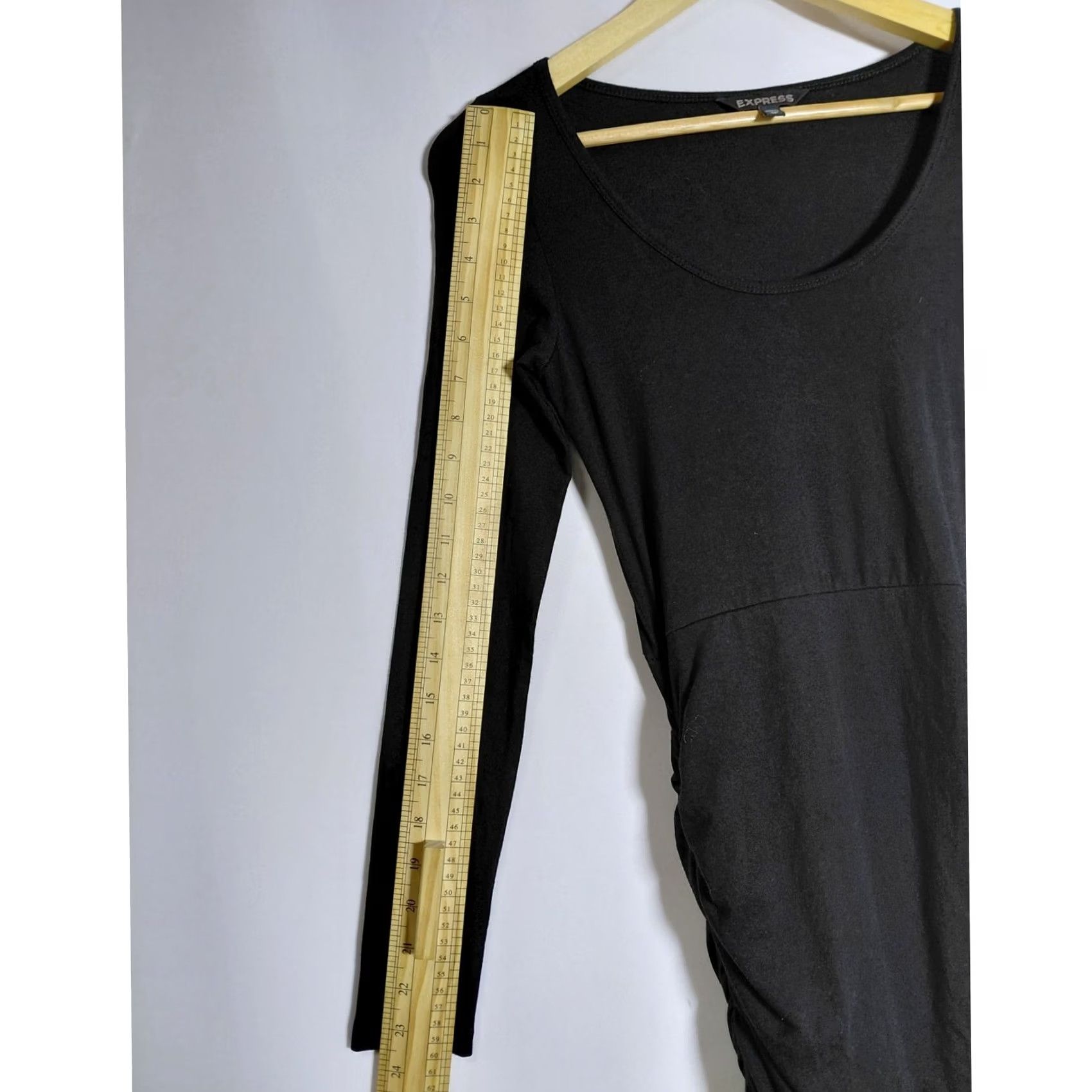 Express EXPRESS Long Sleeve Ruched Knit Midi Dress Solid Black XS Women Size XS / US 0-2 / IT 36-38 - 6 Thumbnail