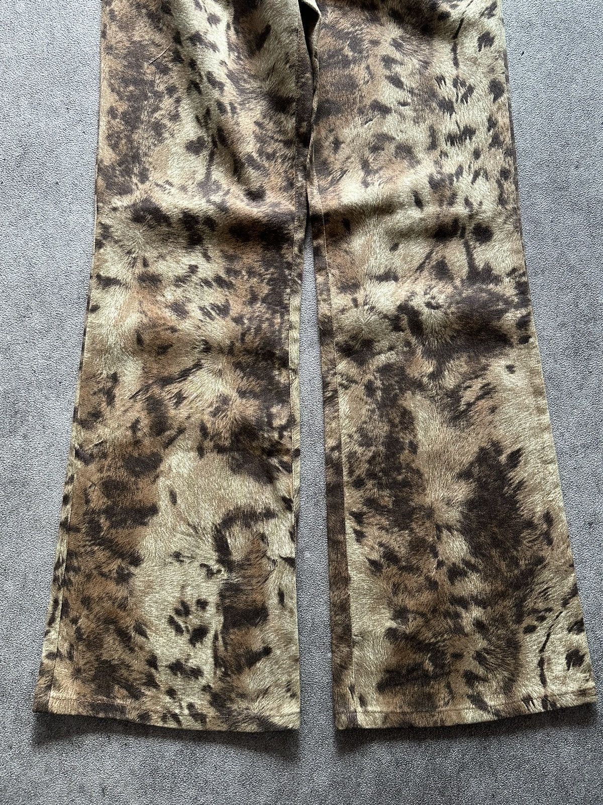 Tornado Mart 90s Leopard Printed Flared Denim Jeans Italian Made Size US 29 - 2 Thumbnail
