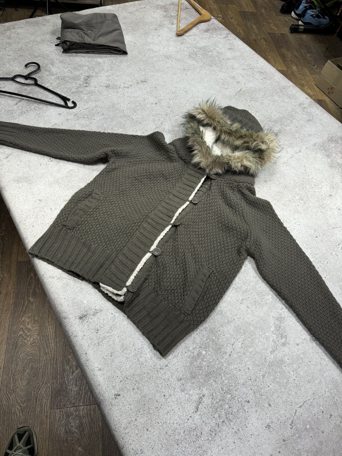If Six Was Nine × Japanese Brand × Le Grande Bleu (L.G.B.) Vintage Japanese Knit Fur Hood Hoodie Size US M / EU 48-50 / 2 - 3 Thumbnail