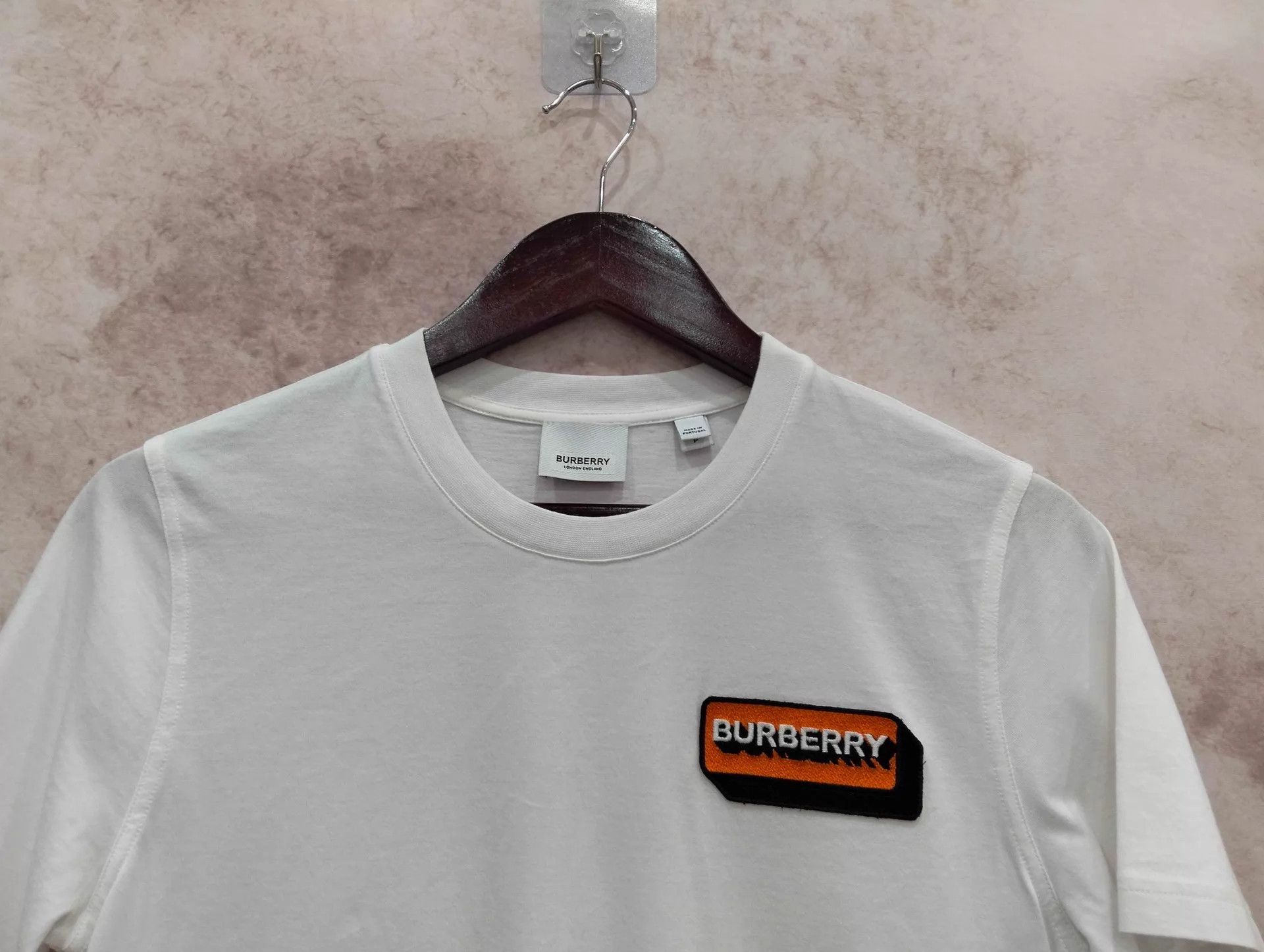 Burberry Burberry 3D Logo Embroidery Short Sleeve T-Shirt S Size S / US 4 / IT 40 - 3 Thumbnail