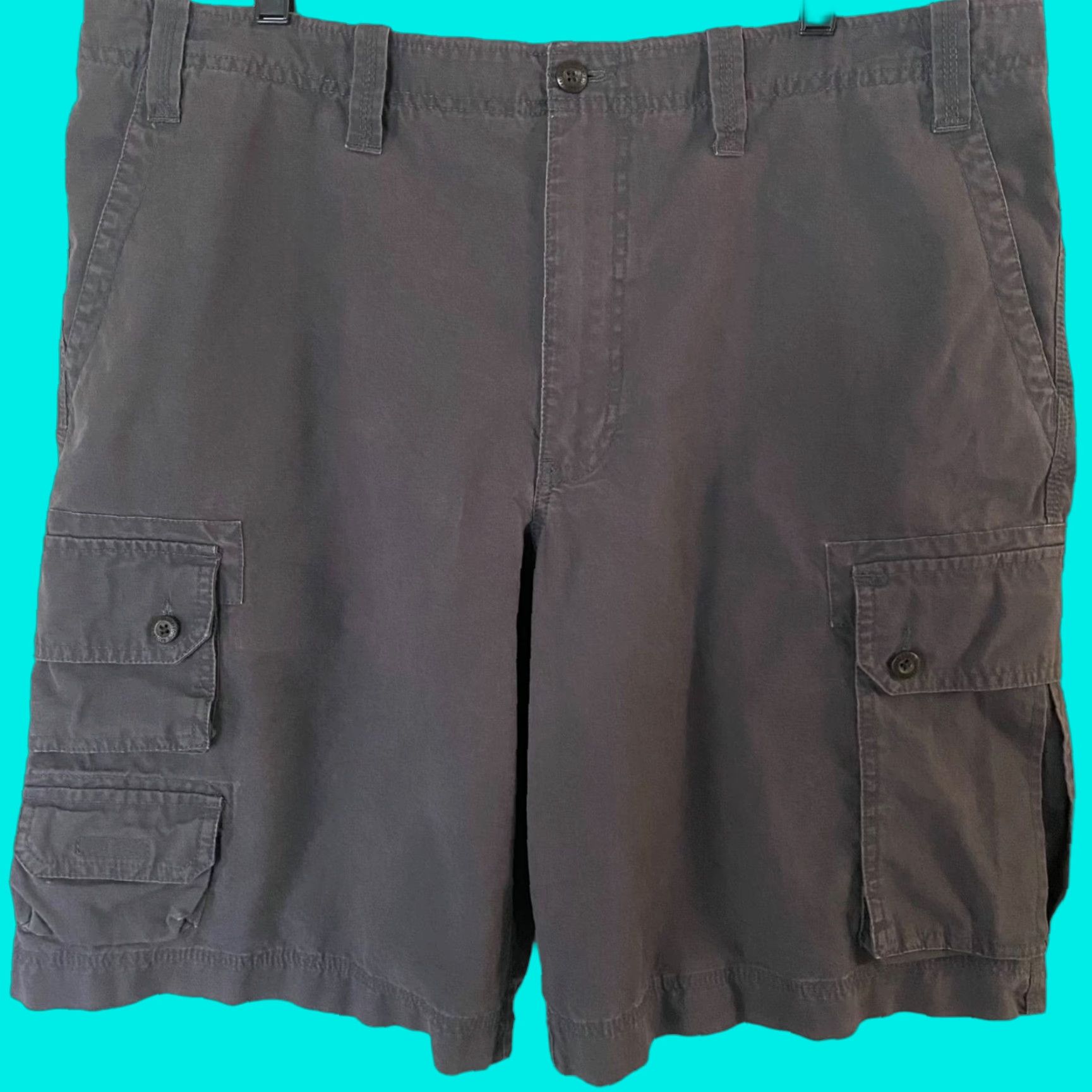 Eddie Bauer Y2K Eddie Bauer Cotton Cargo Shorts Gray Men 42 Casual Hiking Outdoors Cotton Cargo Shorts 10.5 Inseam Y2K Eddie Bauer Men's Size 42 Size US 42 / EU 58 - 1 Thumbnail