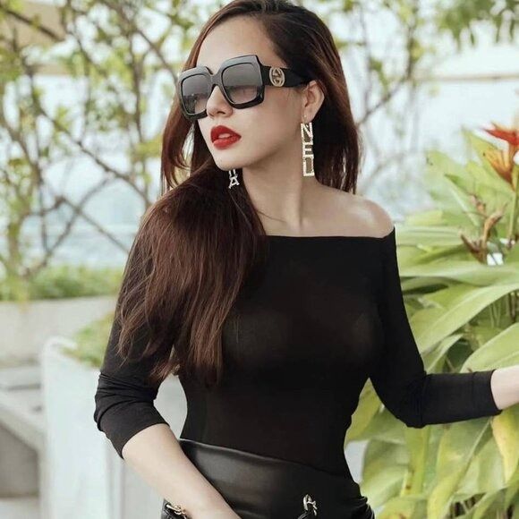 Gucci Gucci GG1022S 001 Sunglasses Black Square Frame, Grey Lenses Size ONE SIZE - 4 Thumbnail