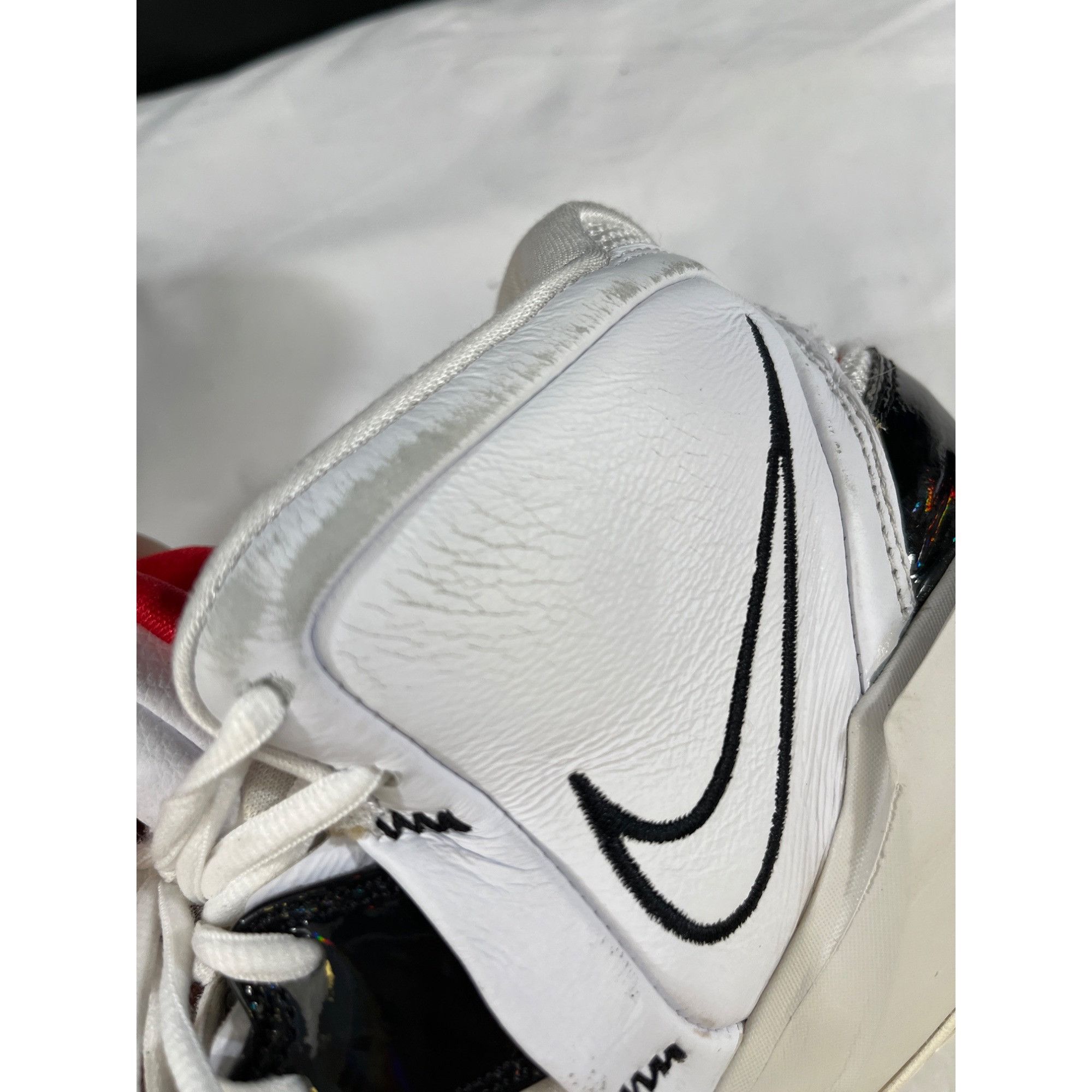 Nike Nike Kyrie Infinity CZ0204-101 Men's White Basketball Sneake Size US 10 / EU 43 - 8 Thumbnail