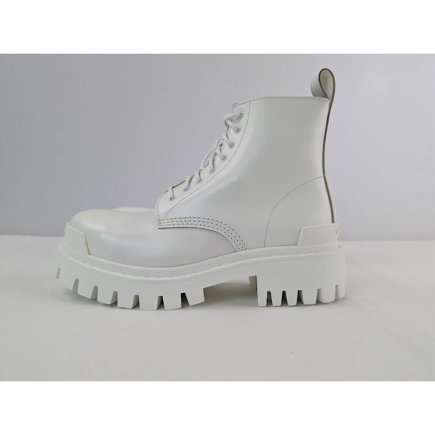 Balenciaga o1rshd1 Strike L20 Boots in Optic White Size US 7 / EU 40 - 10 Thumbnail