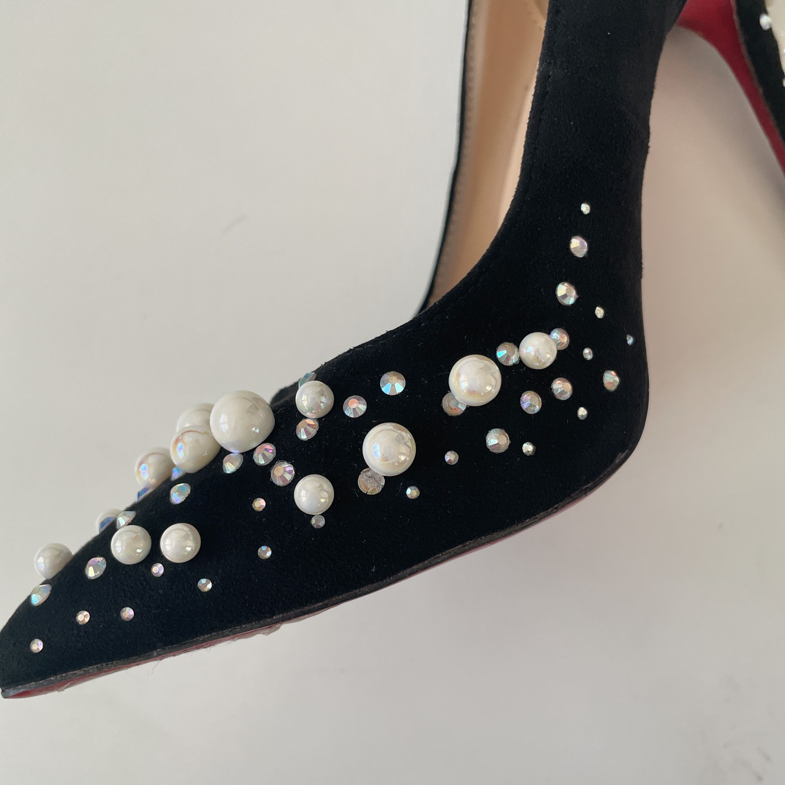 Christian Louboutin RARE 👠 Christian Louboutin Black Suede Embellished Pump Size US 5 / IT 35 - 9 Thumbnail