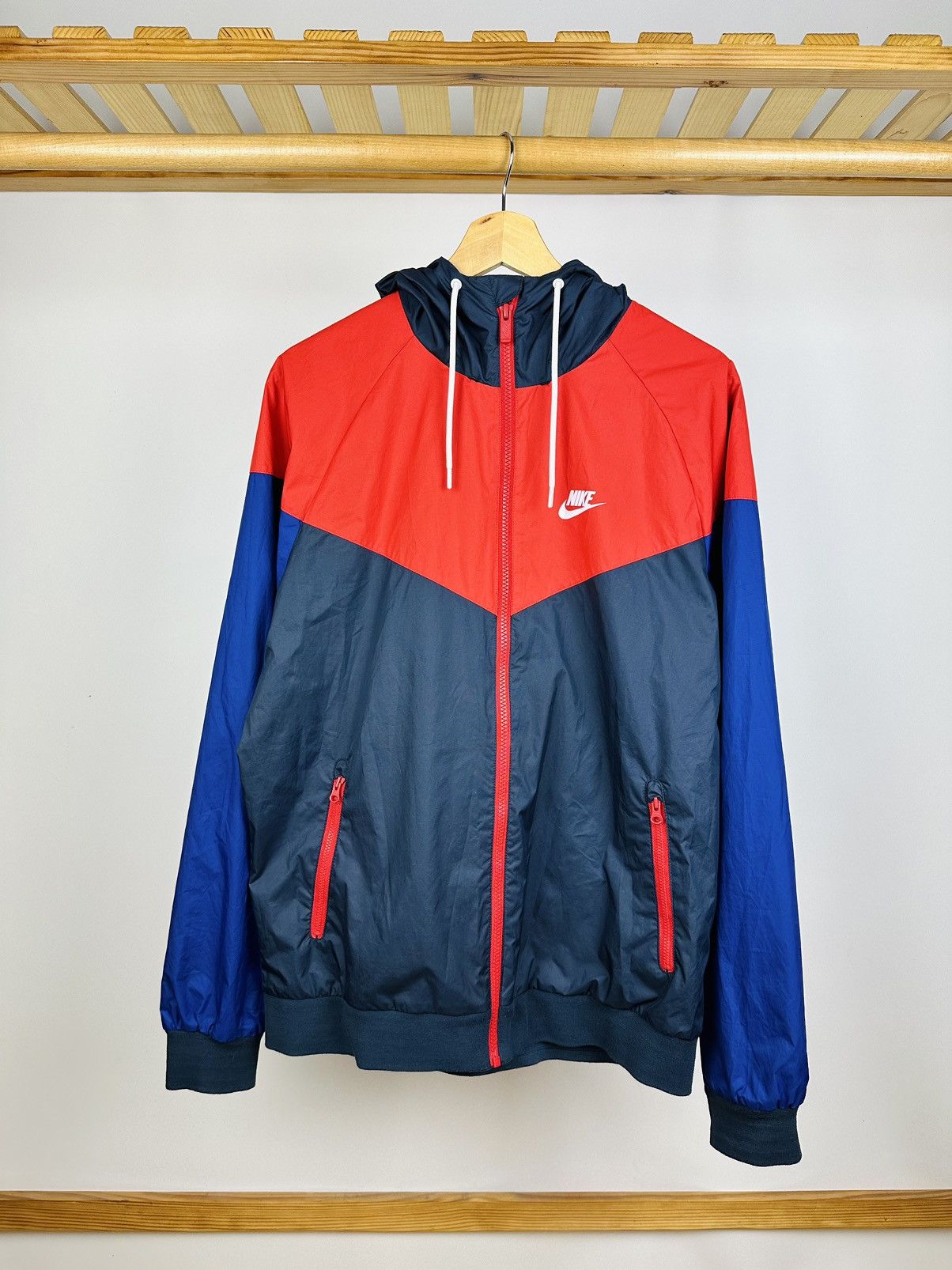 Vintage Y2K Crazy Nike Small Logo Winbreaker Jacket Size US M / EU 48-50 / 2 - 1 Thumbnail