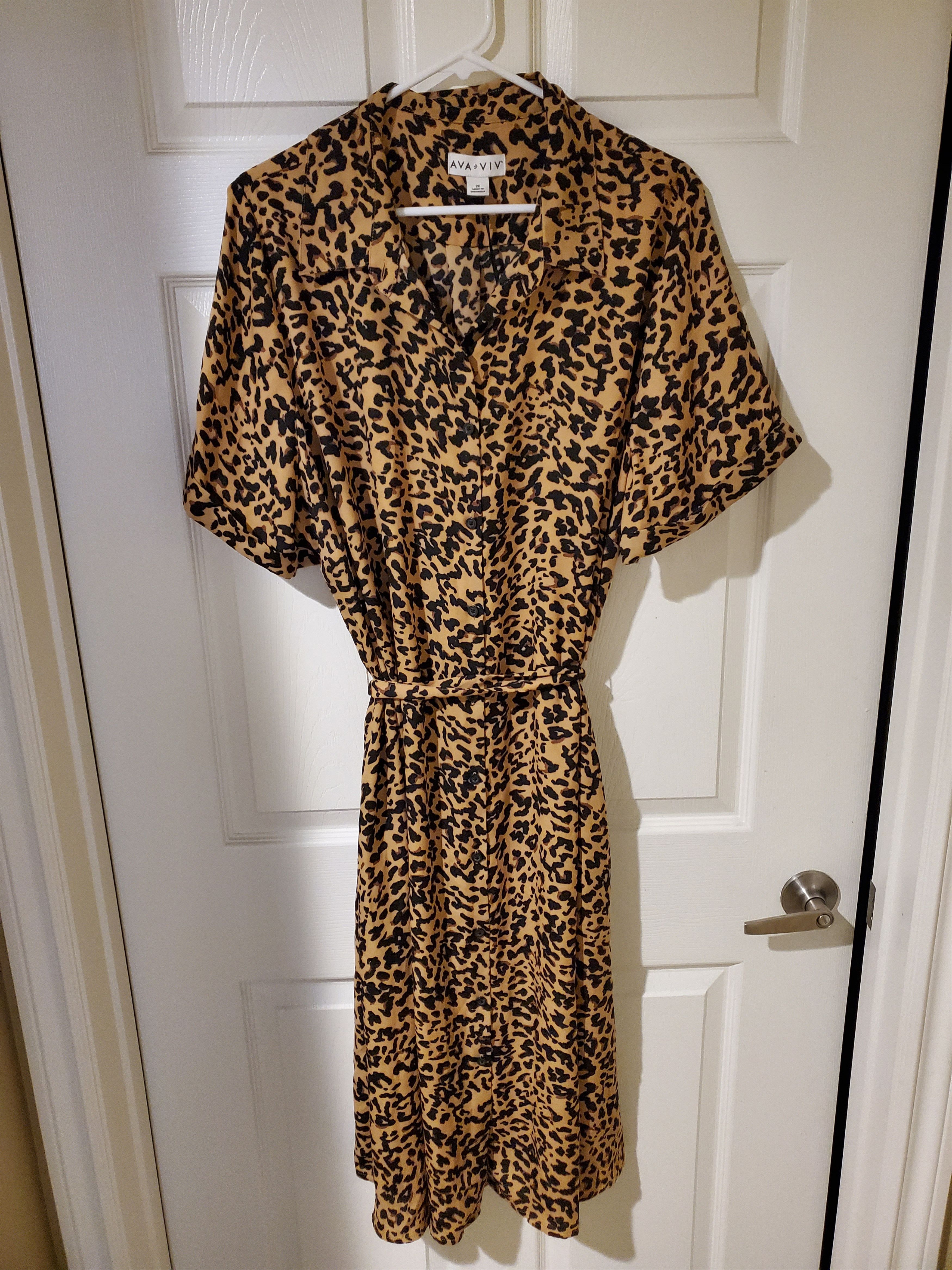 Other *NWT* Plus Size Leopard Print Dress w/ Pockets & Belt (2X) Size XXL / US 16-18 / IT 52-54 - 1 Thumbnail
