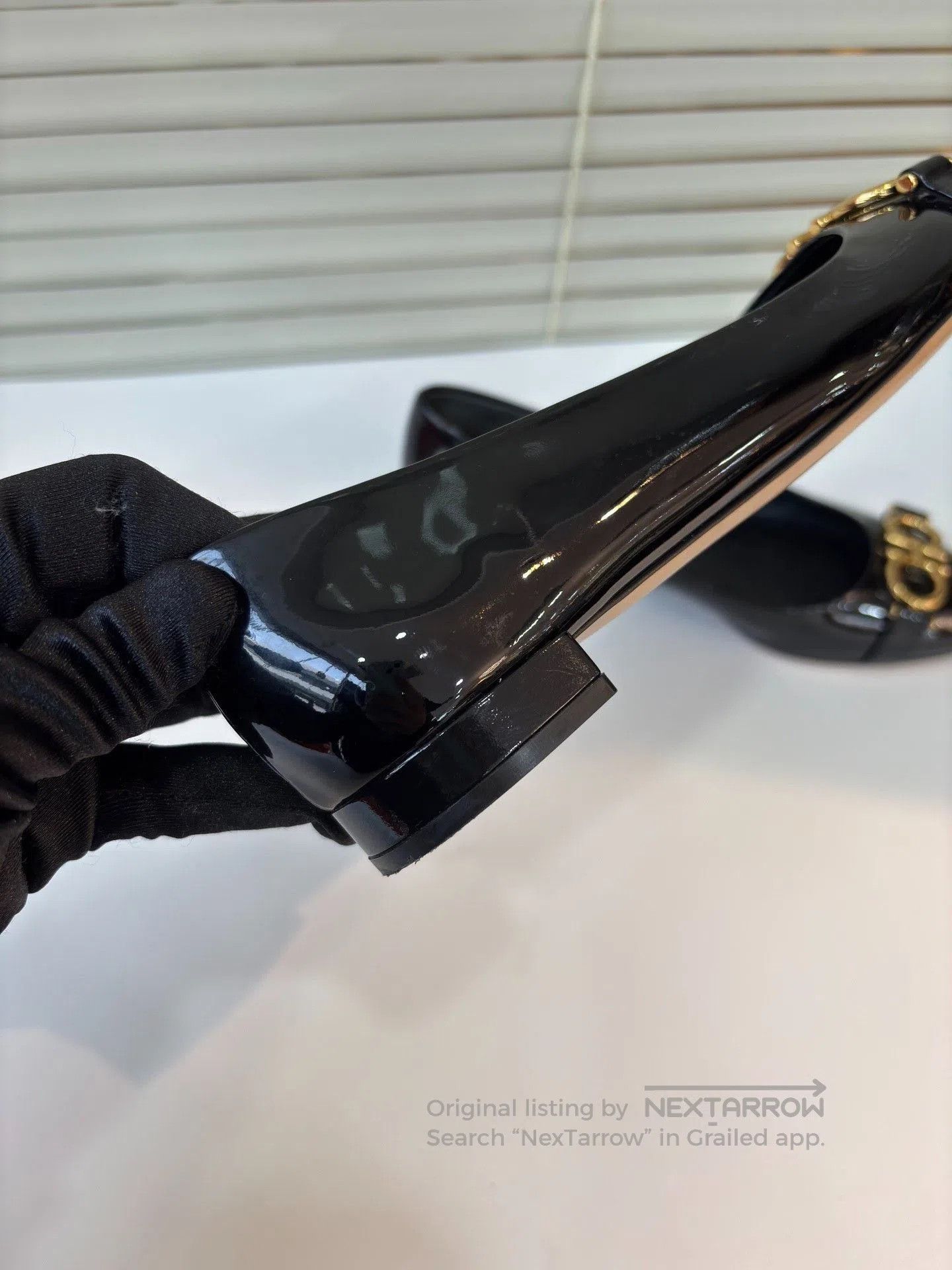 Salvatore Ferragamo Ferragamo Black Patent Leather Flats. Size US 4.5 / IT 34.5 - 4 Thumbnail