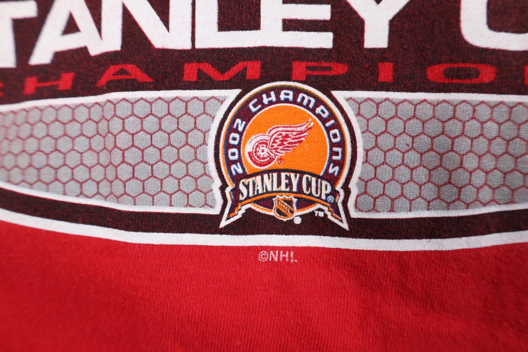 Vintage Vintage 2002 Stanley Cup Champions Detroit Red Wings T-Shirt Size US XXL / EU 58 / 5 - 5 Thumbnail