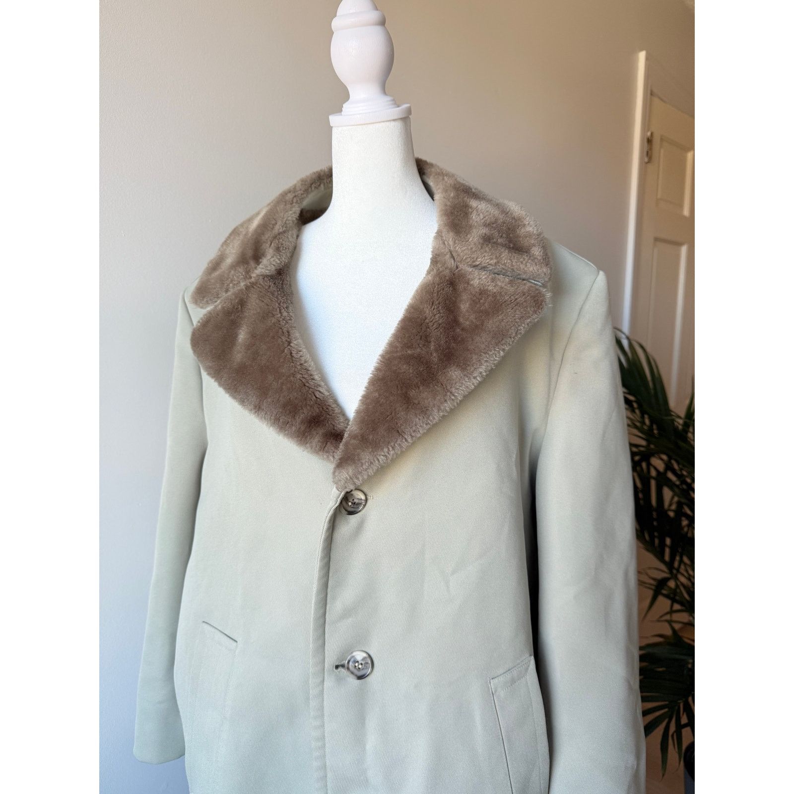 Vintage Vintage Sage Green Fur Collar Coat size 42 Size M / US 6-8 / IT 42-44 - 7 Thumbnail