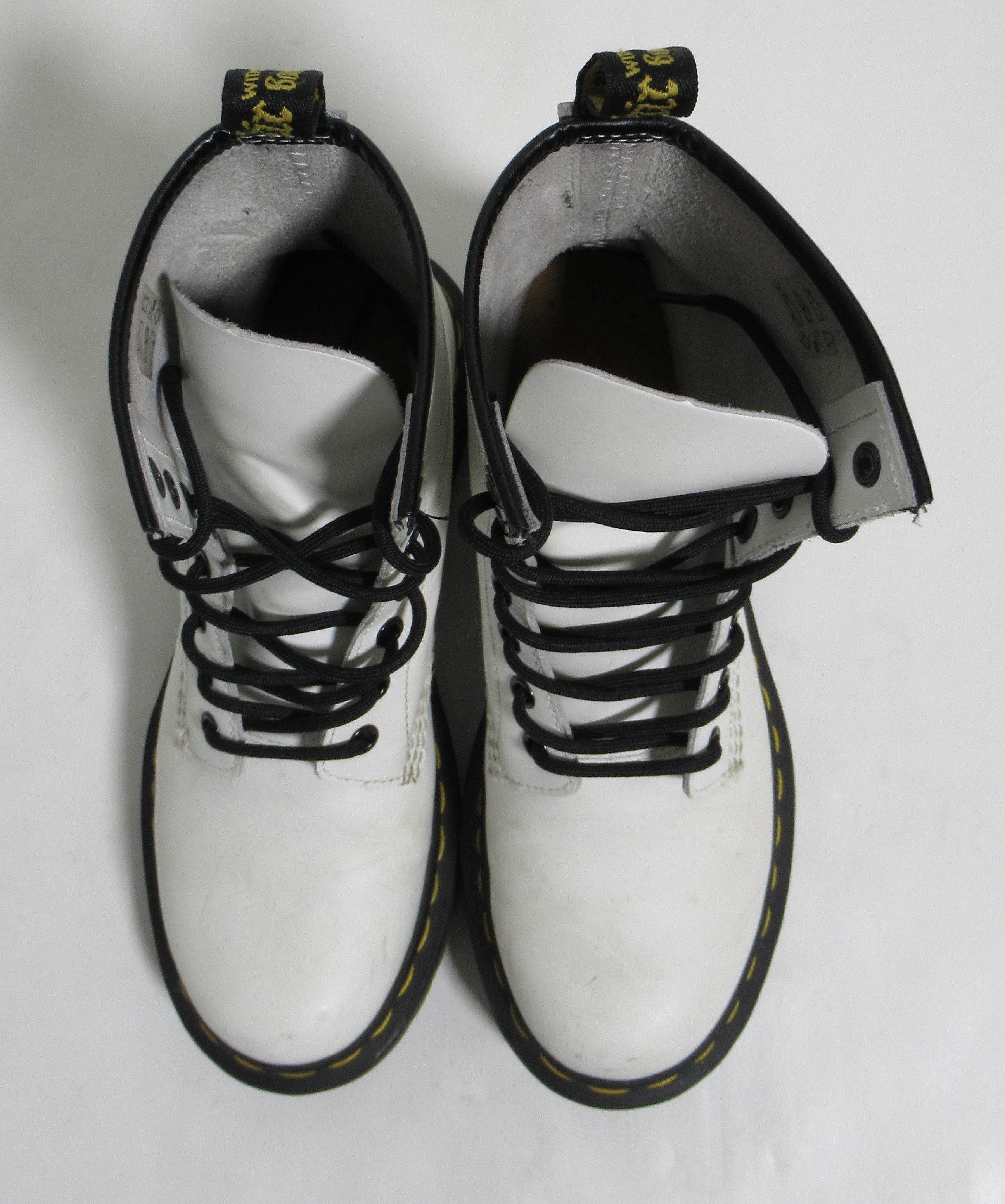 Dr. Martens Dr Martens 1460 Women's Smooth Leather Lace Up Boots White Size US 7 / IT 37 - 3 Thumbnail