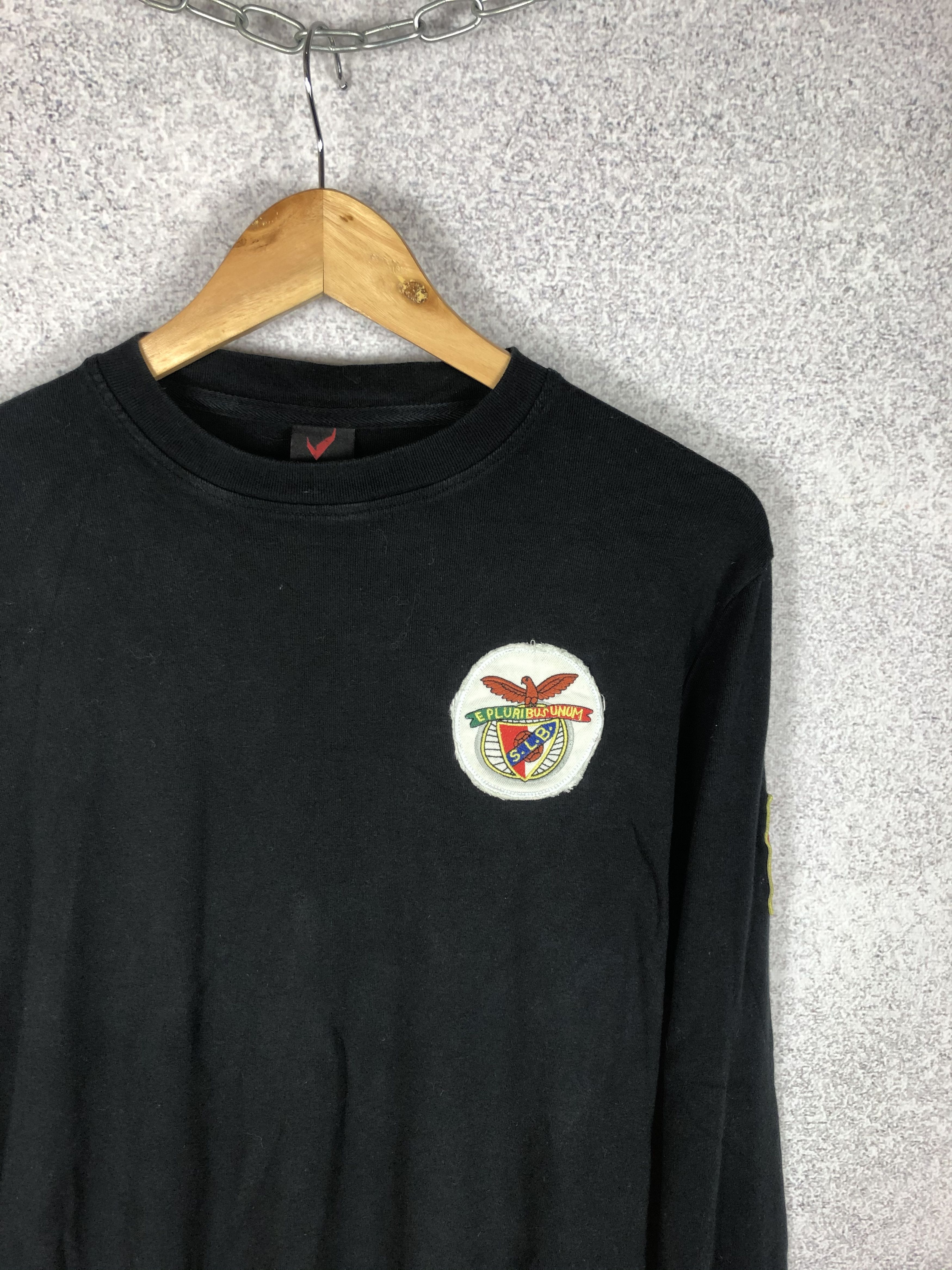 Vintage Vintage Benfica Lisbon Retro Jersey Football Longsleeve Tee Size US M / EU 48-50 / 2 - 6 Thumbnail