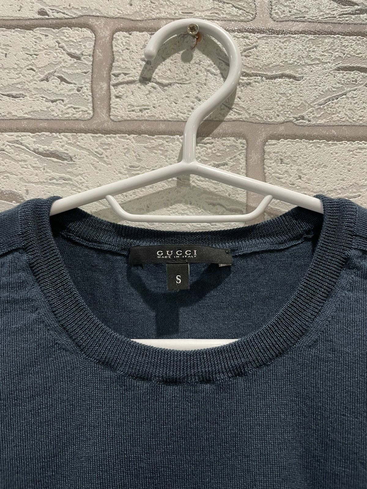 Gucci × Vintage Gucci Vintage Wool knited Sweater Small logo Made in Italy Size S / US 4 / IT 40 - 4 Thumbnail