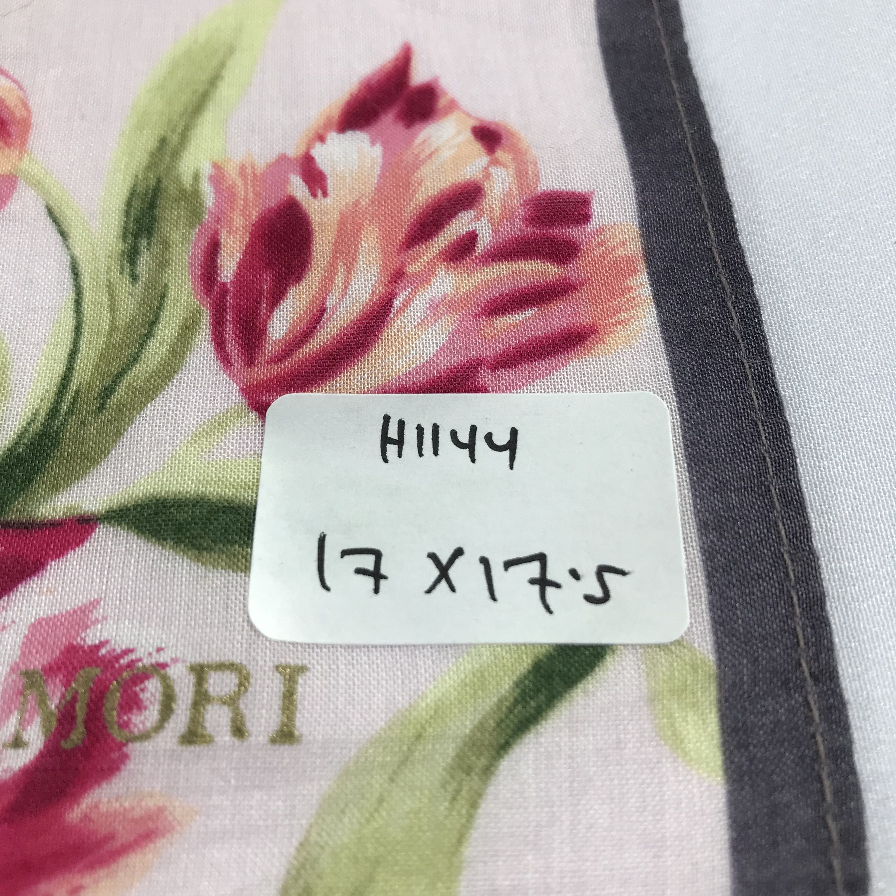 Hanae Mori Hanae Mori Handkerchief Neckerchief Bandana H1144 Size ONE SIZE - 5 Thumbnail