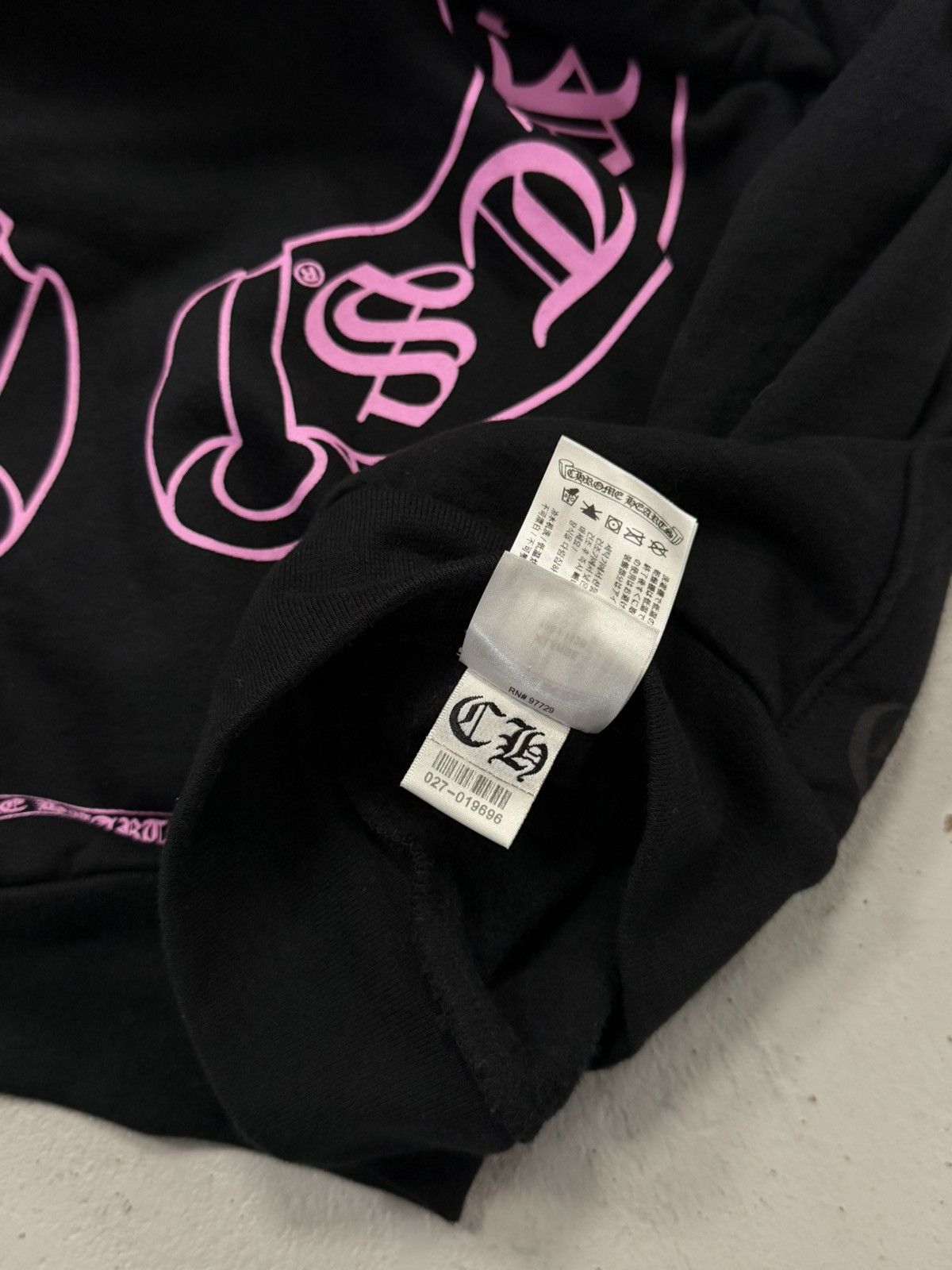 Chrome Hearts Chrome Hearts Exclusive Pink Horseshoe Logo Hoodie Black Size US XL / EU 56 / 4 - 7 Thumbnail