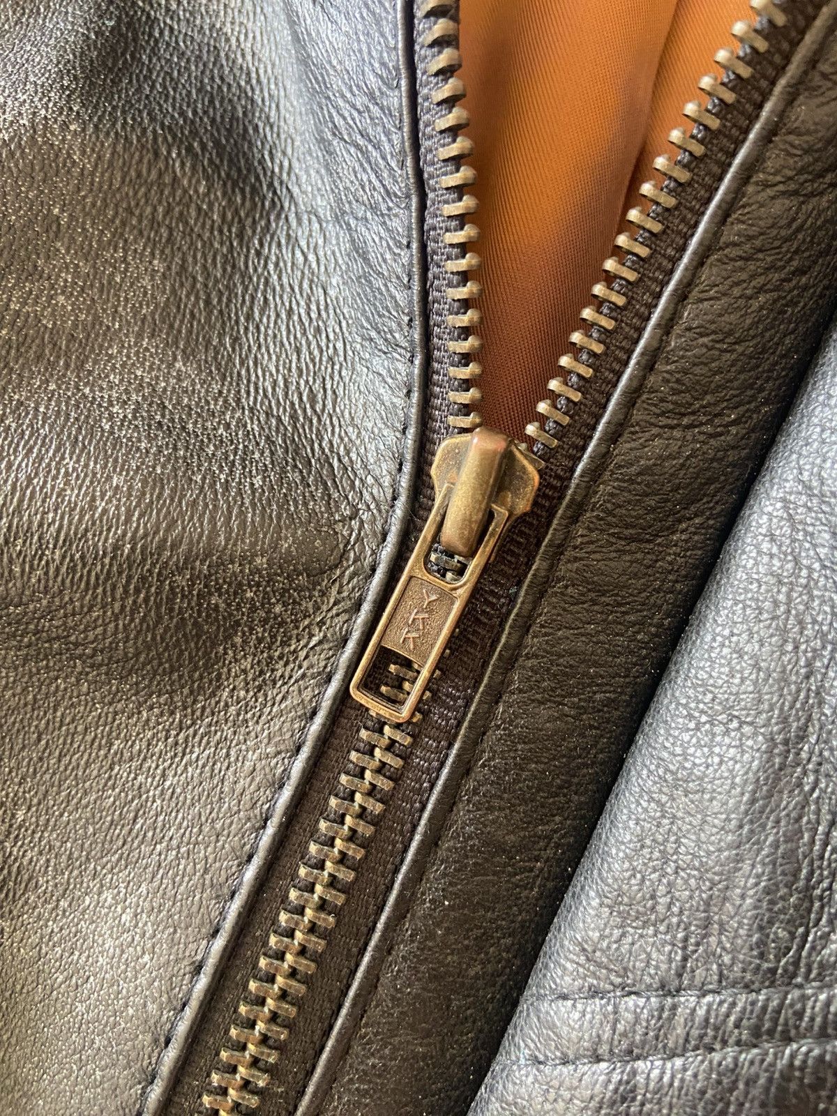 Genuine Leather Vintage real leather pilot bomber jacket Size US M / EU 48-50 / 2 - 8 Thumbnail