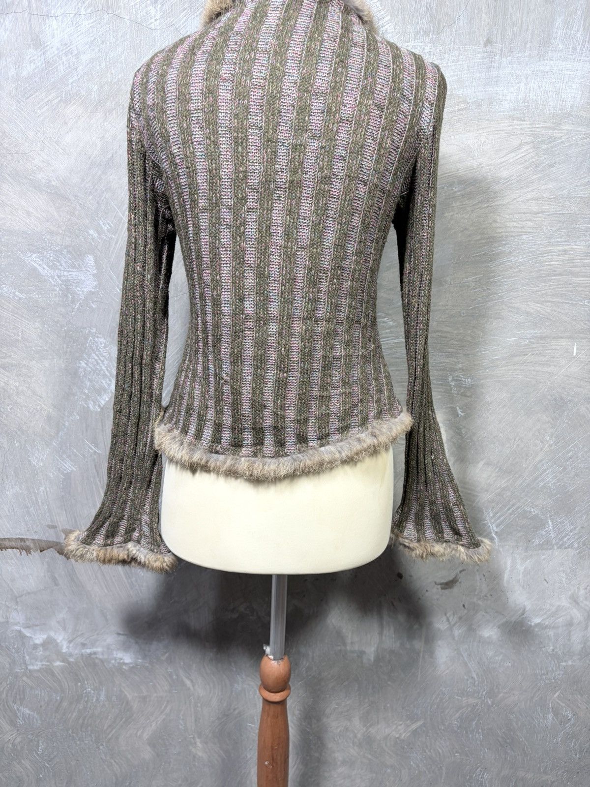 Le Grande Bleu (L.G.B.) Y2K Women Japanese Fur Knitwear Tops Size M / US 6-8 / IT 42-44 - 8 Thumbnail