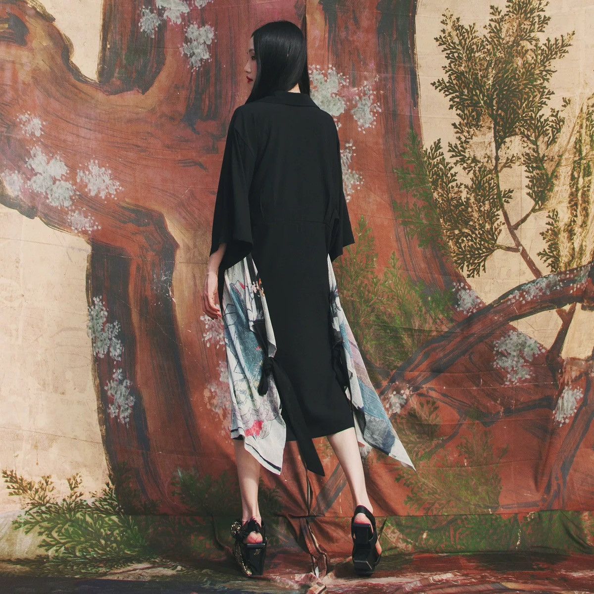 Other Runway Geisha Print Drape Dress – Artwear Statement Piece Size M / US 6-8 / IT 42-44 - 4 Thumbnail