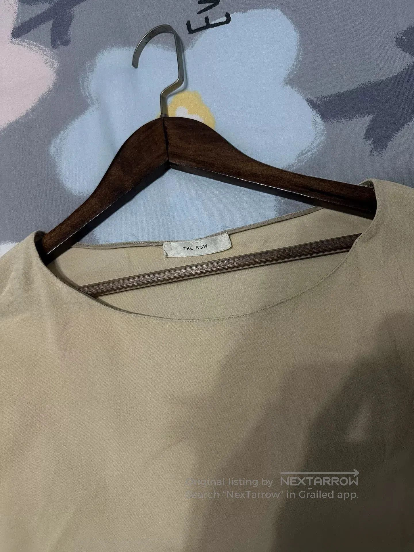 The Row The Row Beige Short Sleeve Blouse. Size S / US 4 / IT 40 - 3 Thumbnail