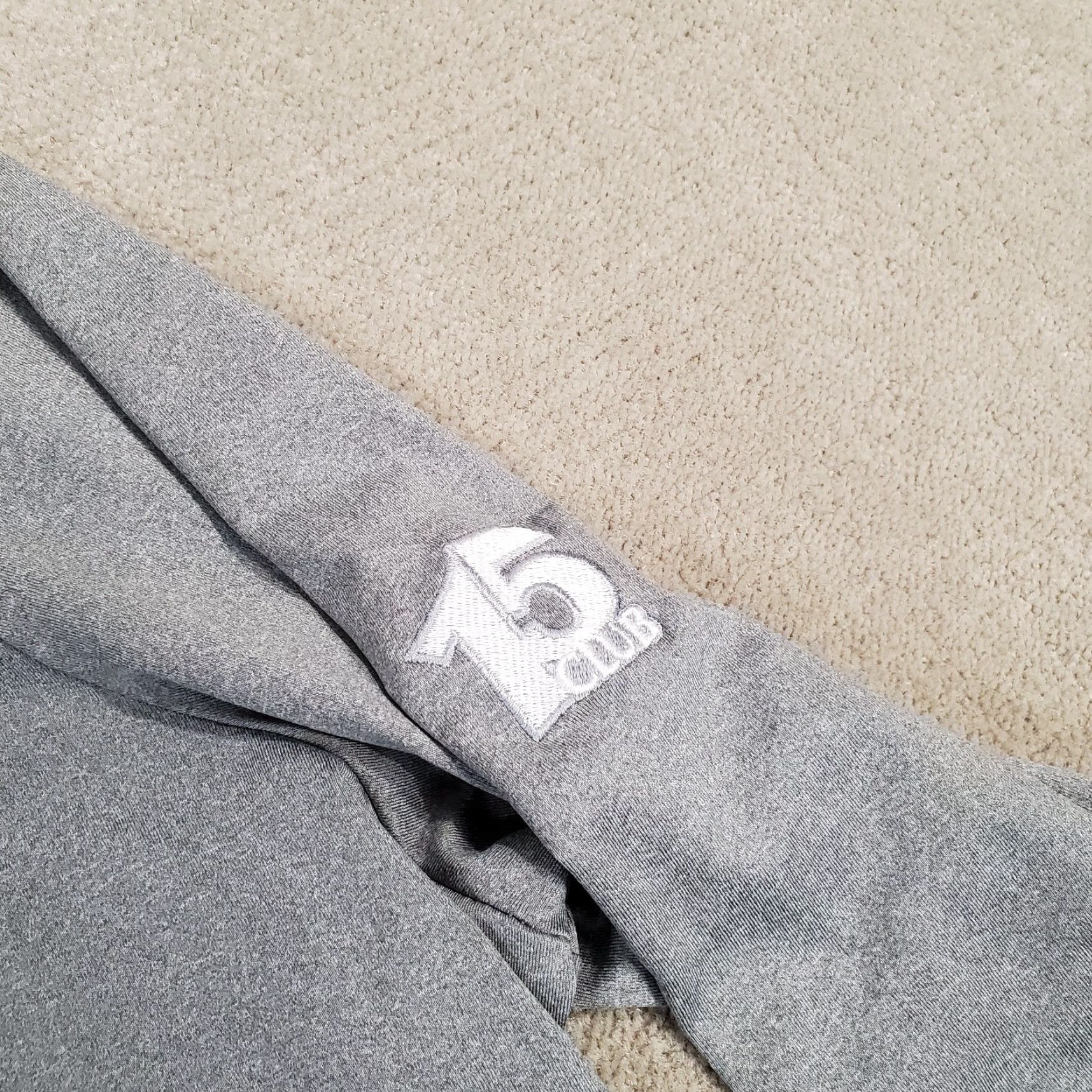 johnnie-O Johnnie-O Pullover Mens XL Gray Quarter Zip Shirt Jacket Performance Mock Neck Logo 1/4 Zip Casual Golf Regular Style Pullover Long Sleeve Size US XL / EU 56 / 4 - 3 Thumbnail