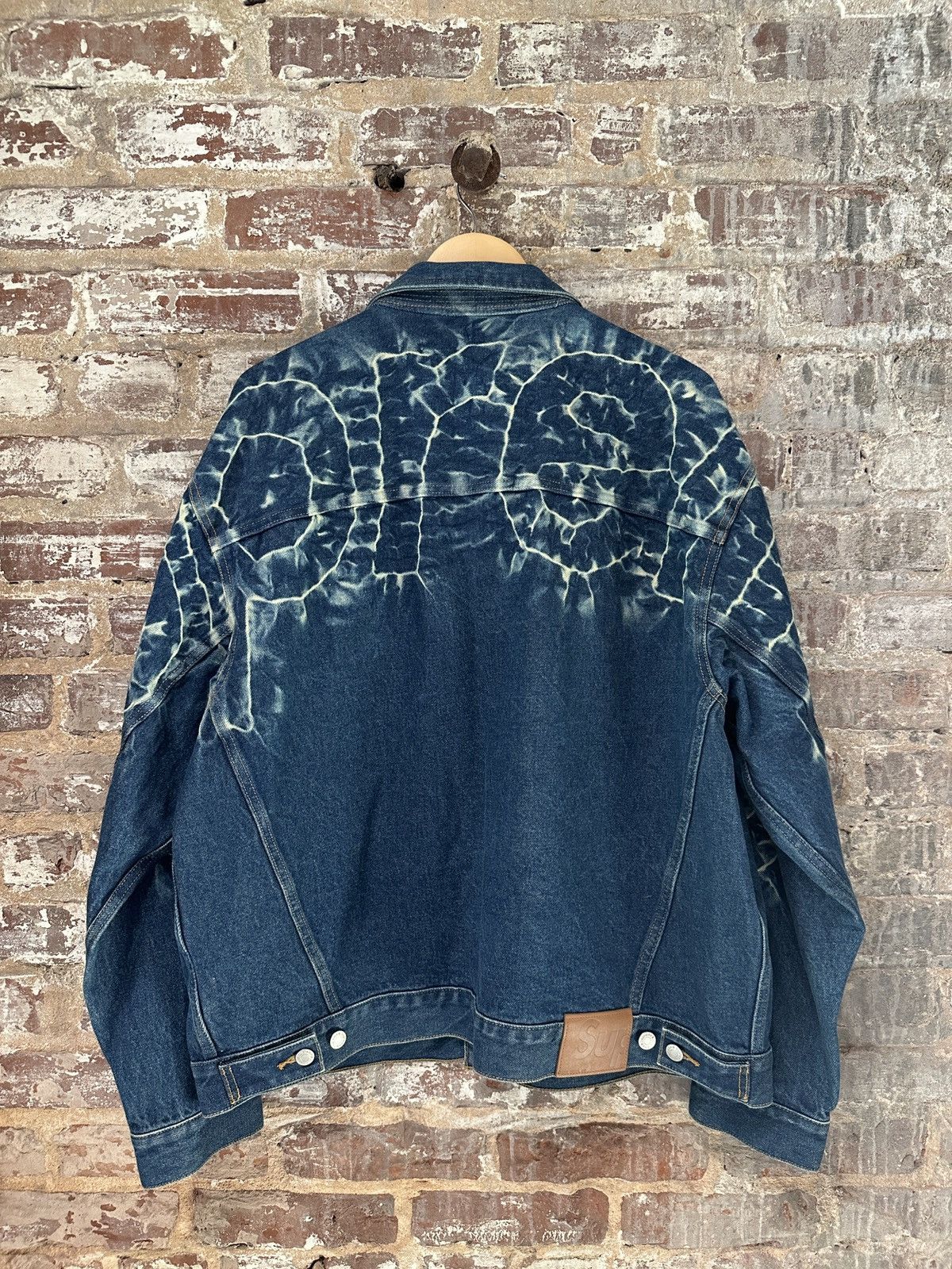 Supreme Supreme Shibori Denim Trucker Jacket Size US XL / EU 56 / 4 - 2 Thumbnail