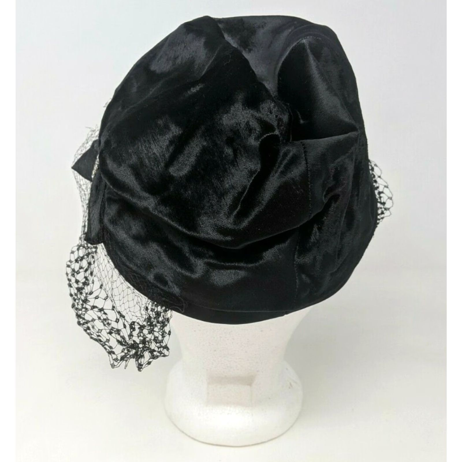 Vintage VTG G Howard Hodge Black Velvet Satin Veil Rhinestone Bow Women Cloche Hat Size ONE SIZE - 3 Thumbnail