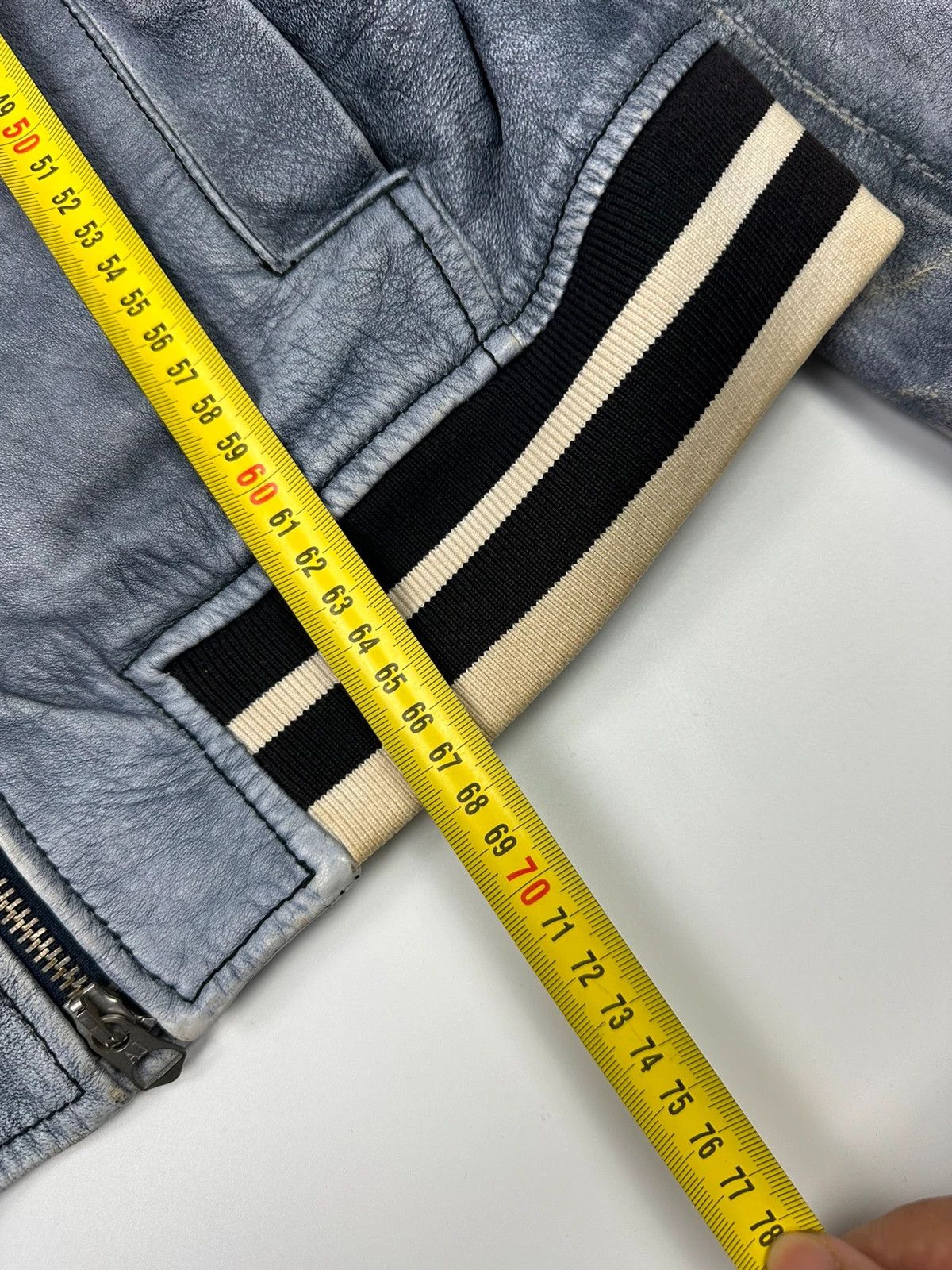 Armani Armani Jeans 00´s Eroded Purple Leather Jacket Bomber Size US L / EU 52-54 / 3 - 13 Thumbnail