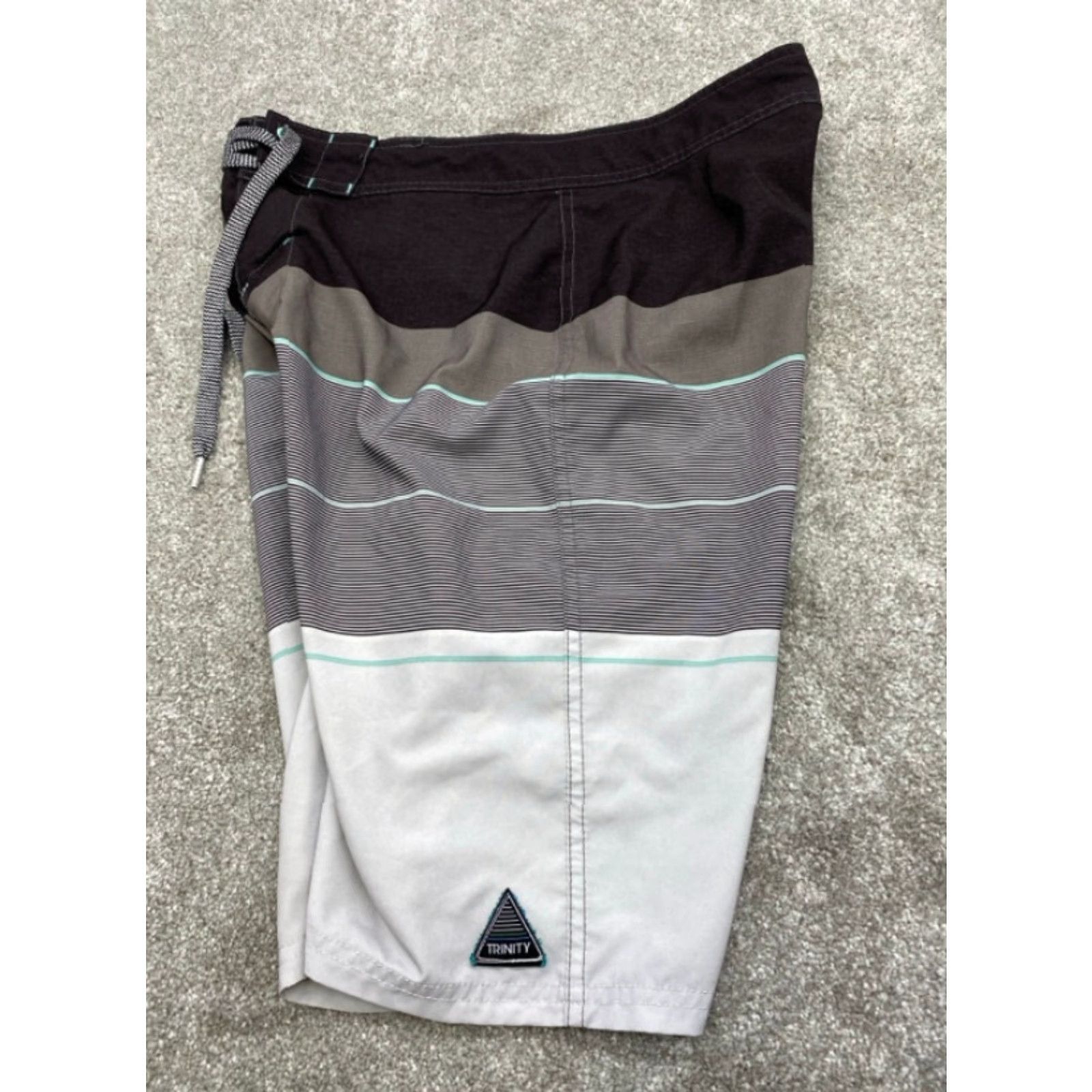 Vintage Trinity Board Shorts Mens 28 Black Gray Striped Drawstring Swim Trunks 5586 Size US 28 / EU 44 - 6 Thumbnail