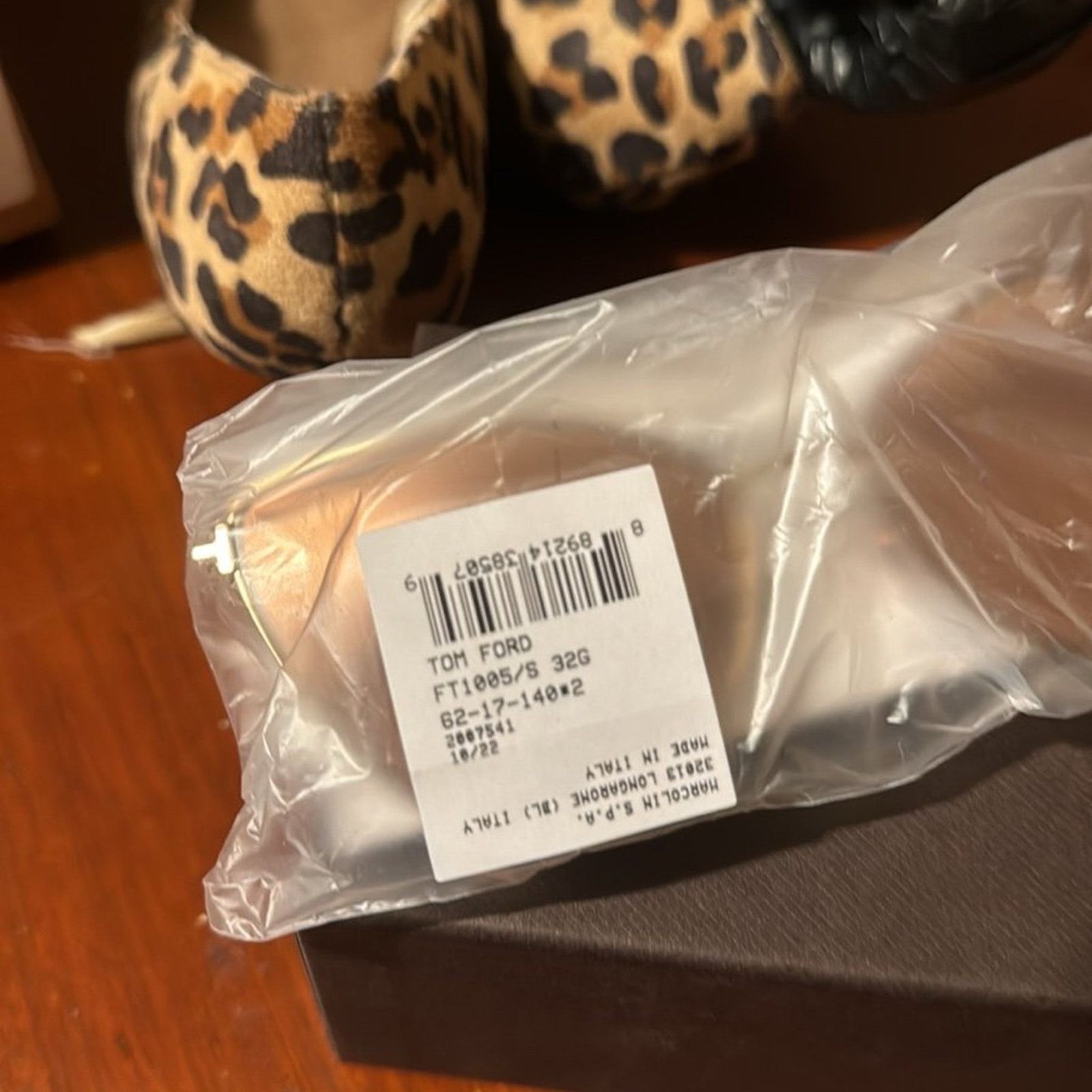 Tom Ford Tom Ford Anais 62mm Cat Eye Sunglasses Pale Gold Copper Size ONE SIZE - 4 Thumbnail
