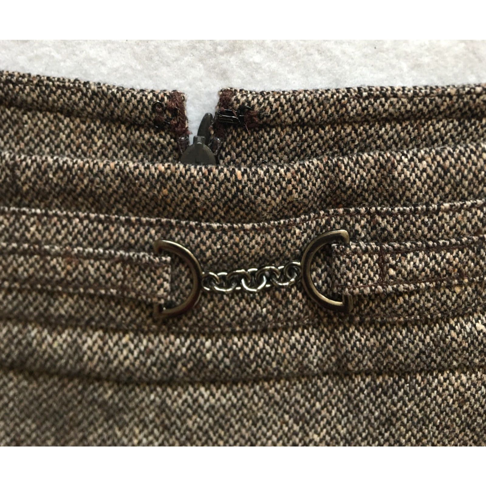 Ann Taylor Ann Taylor Skirt Womens Size 2 Brown Zip Closure Knee Length Slit Straight Pencil Style Dressy Casual Formal Mens? Size 26" / US 2 / IT 38 - 2 Thumbnail