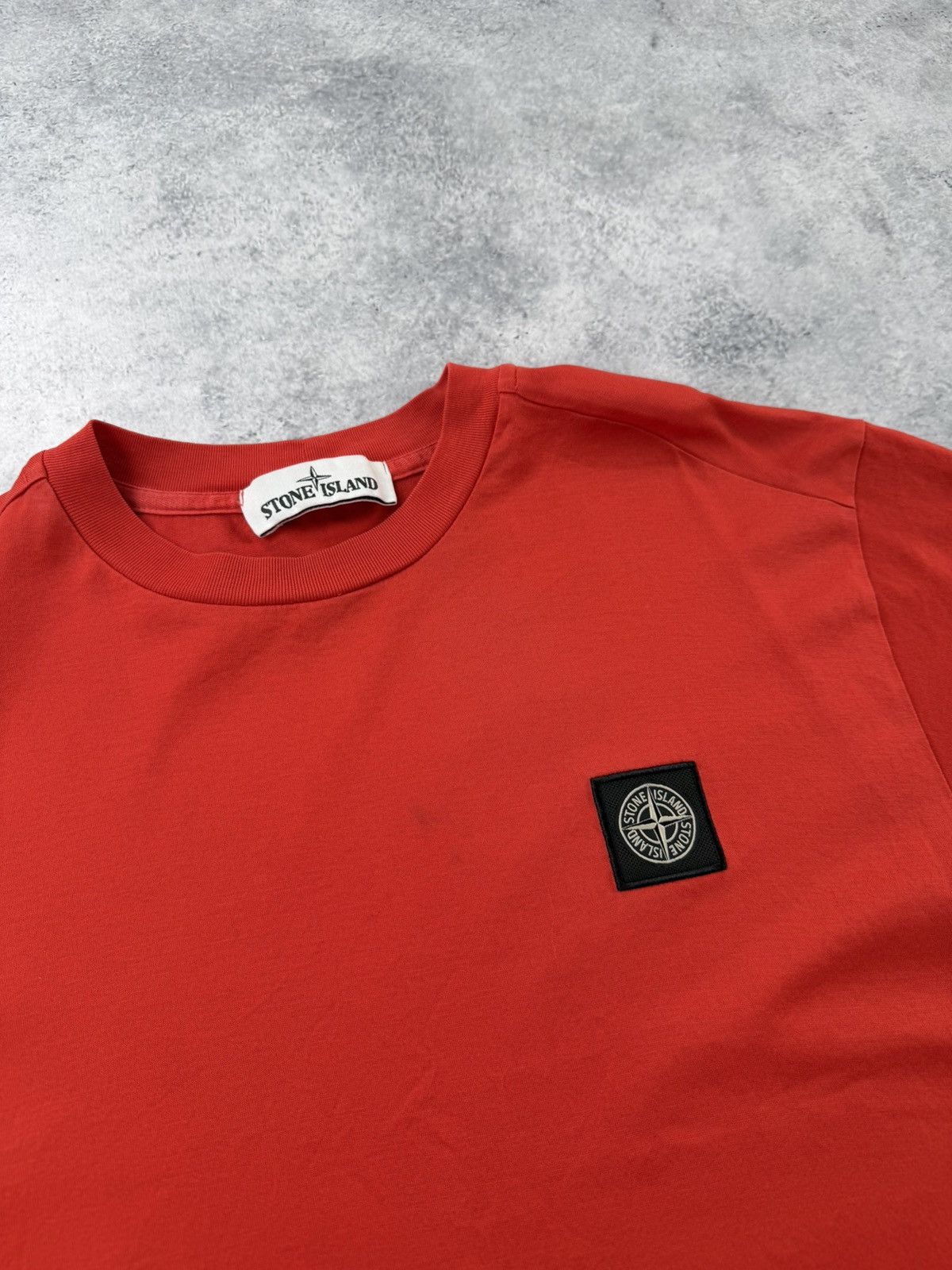 Stone Island Stone island red tee Size US S / EU 44-46 / 1 - 3 Thumbnail