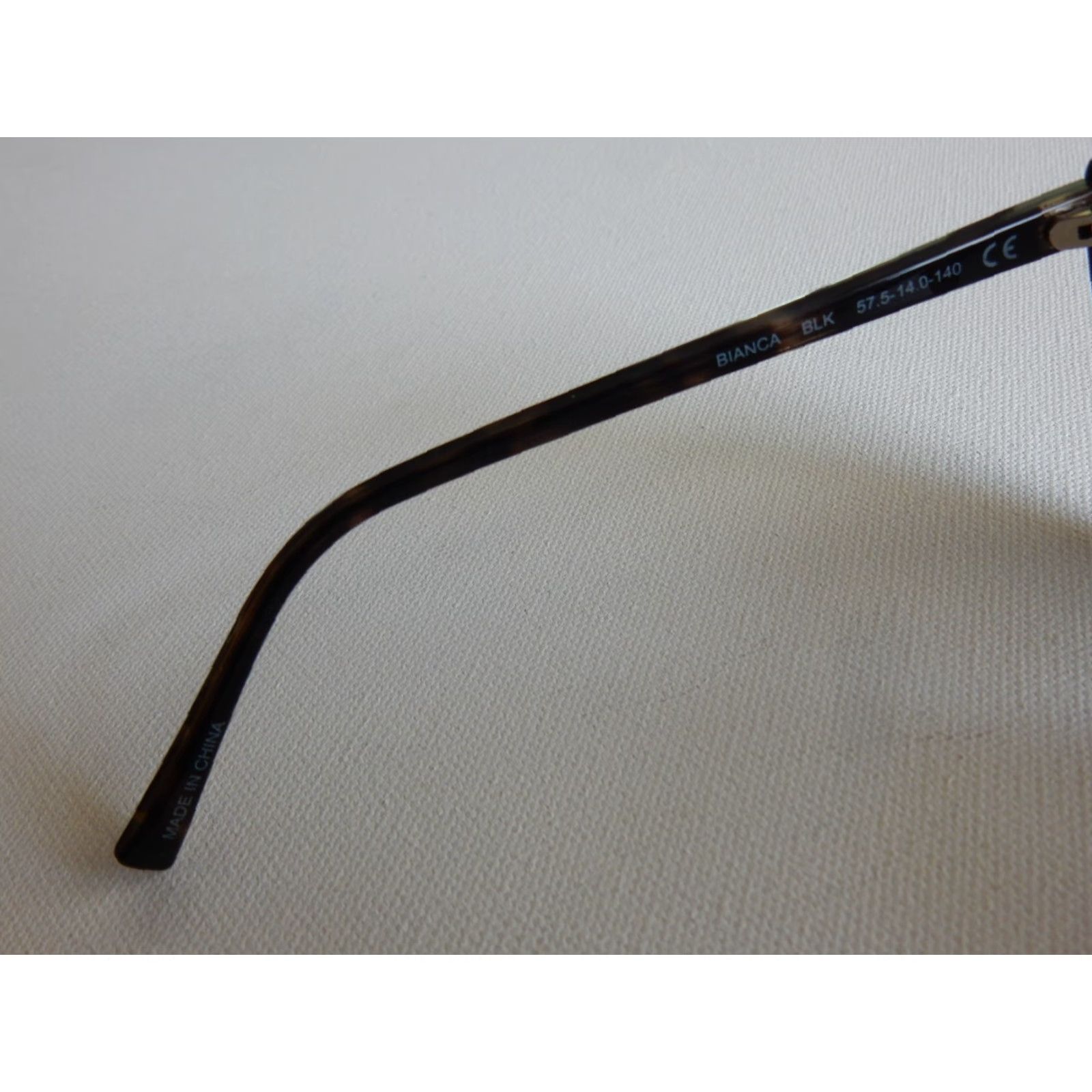 Christian Siriano VINTAGE Christian Siriano Sunglasses Women Adult One Size Black Tortoise Fashion Accessories Size ONE SIZE - 5 Thumbnail
