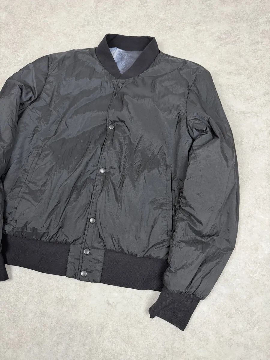 Emporio Armani AW2017 Emporio Armani Black & White Abstract Reversible Bomber Jacket Size US S / EU 44-46 / 1 - 9 Thumbnail