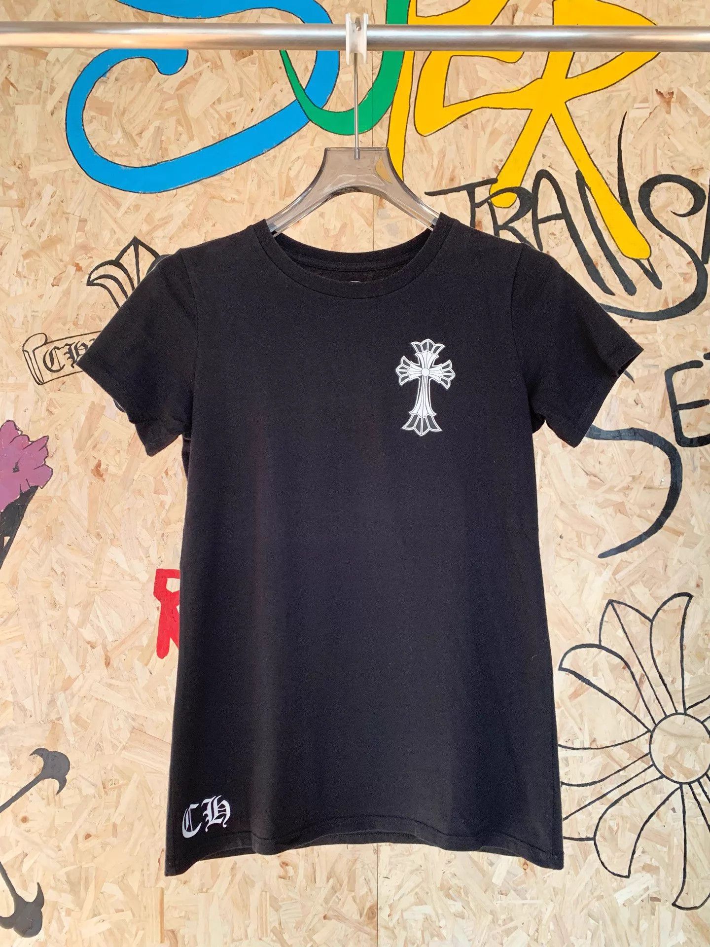 Chrome Hearts Chrome Hearts Vintage Black Big Cross SS Tee L Size L / US 10 / IT 46 - 1 Thumbnail
