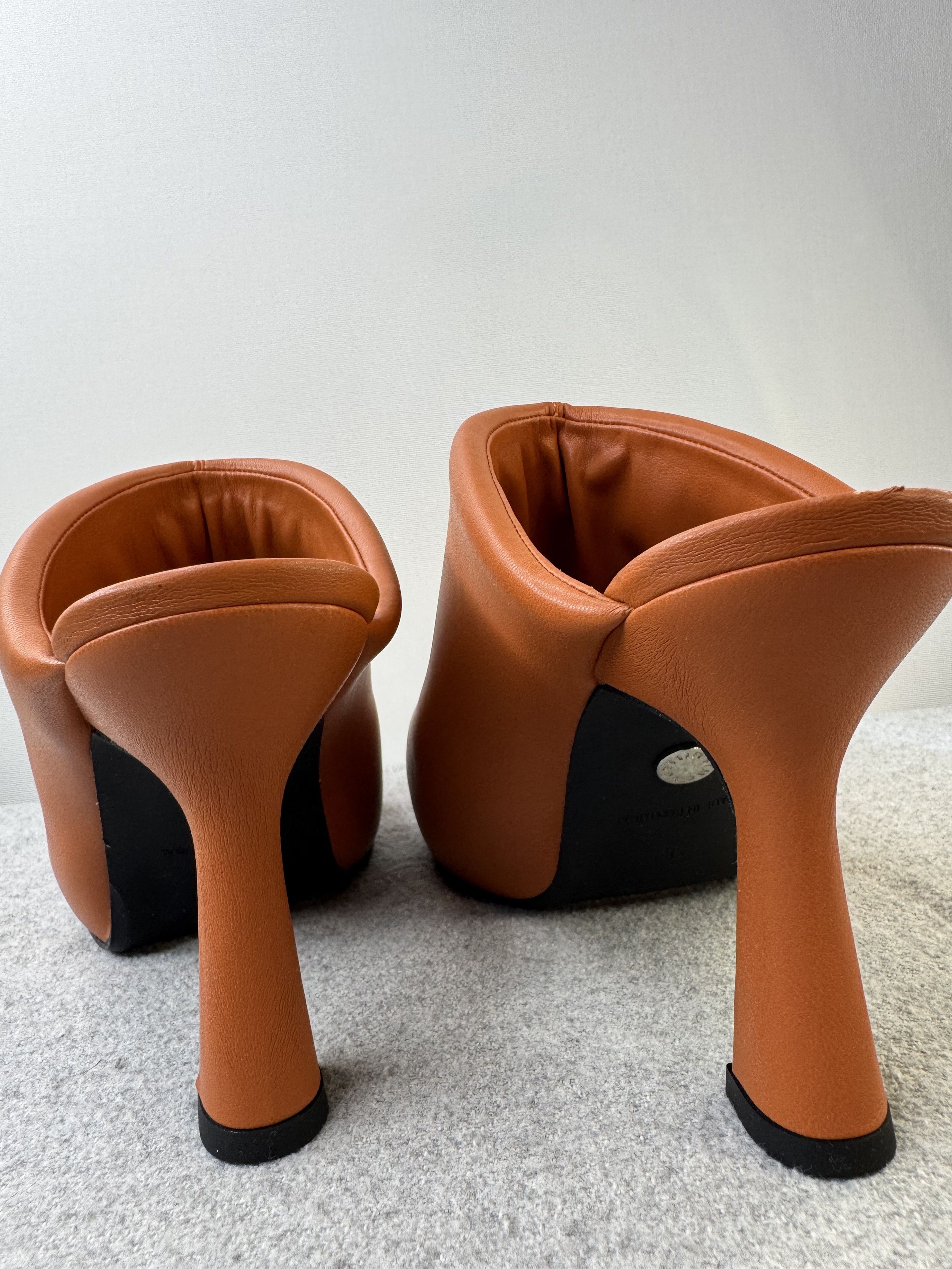 Simon Miller Simon Miller Mules on high heel Size US 8 / IT 38 - 10 Thumbnail