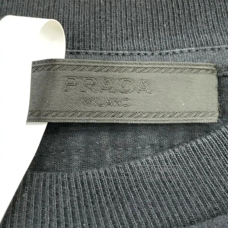 Prada Prada Black Cotton Women's T-Shirt. Size S / US 4 / IT 40 - 5 Thumbnail