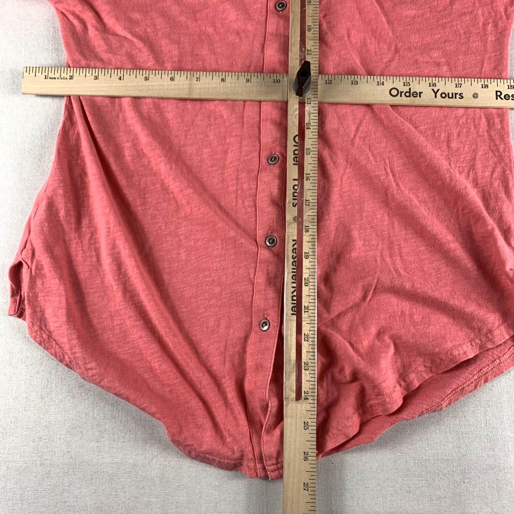 Pinko VINTAGE? CASLON BUTTON UP SHIRT WOMENS SMALL PINK CORAL SHORT SLEEVE Size S / US 4 / IT 40 - 4 Thumbnail
