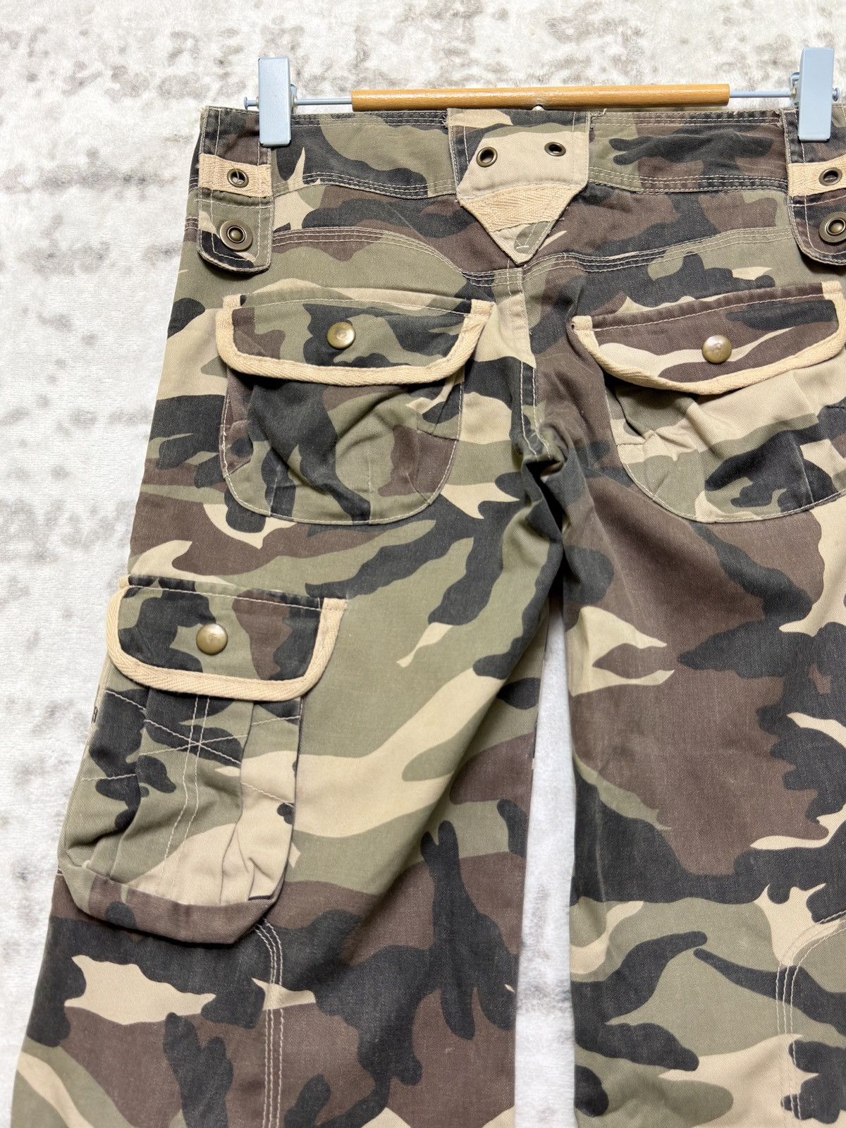 GOA Spiral Girl Camo Cargo Flare Pants Low Rise Women Denim Size US 29 - 10 Thumbnail