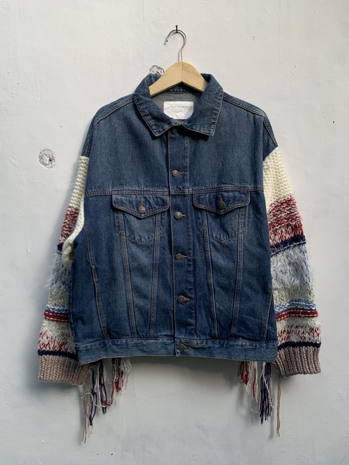 Aran Isles Knitwear Zara denim jacket with knit sleeves oversized jacket Size M / US 6-8 / IT 42-44 - 2 Thumbnail