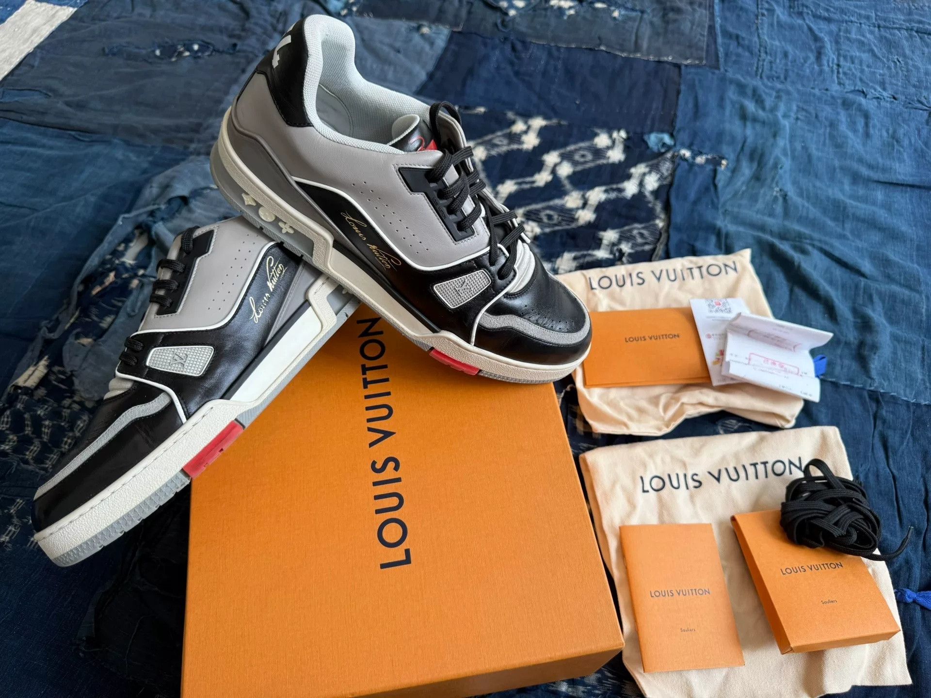 Louis Vuitton Louis Vuitton LV Trainer Black Cement Original Size US 10 / EU 43 - 1 Thumbnail