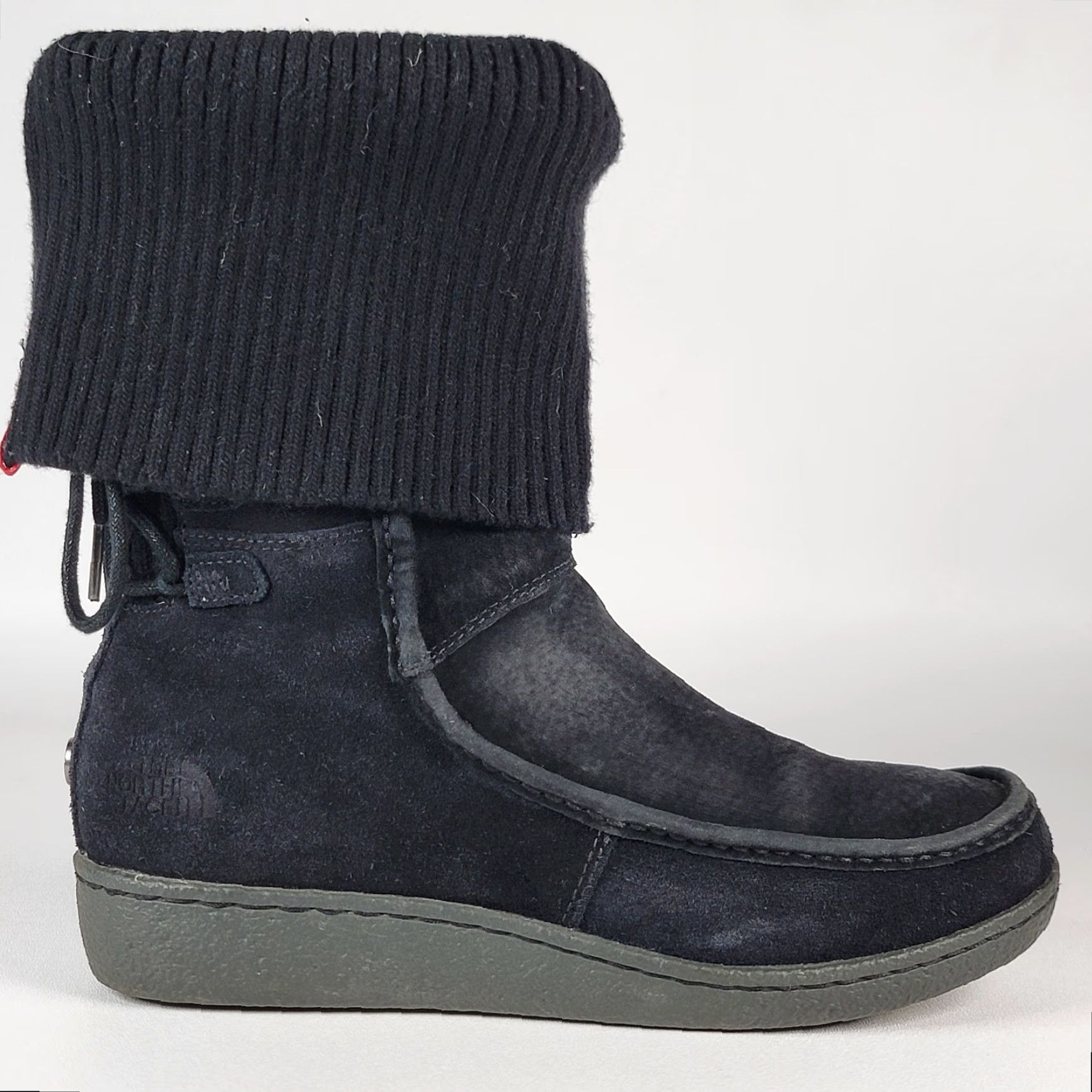 The North Face VINTAGE? Wait, item is not vintage. The North Face Boots Women Black Suede Waterproof 8/38 Casual Travel Flat Heel Zip Closed Toe The North Face K228 Size US 8 / IT 38 - 3 Thumbnail