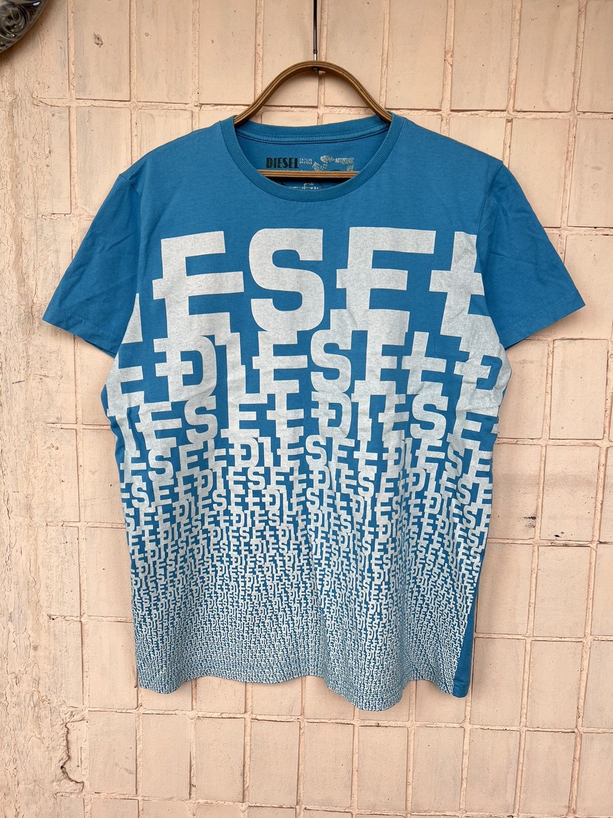 Diesel Diesel vintage y2k T shirt 90s Size US S / EU 44-46 / 1 - 1 Thumbnail