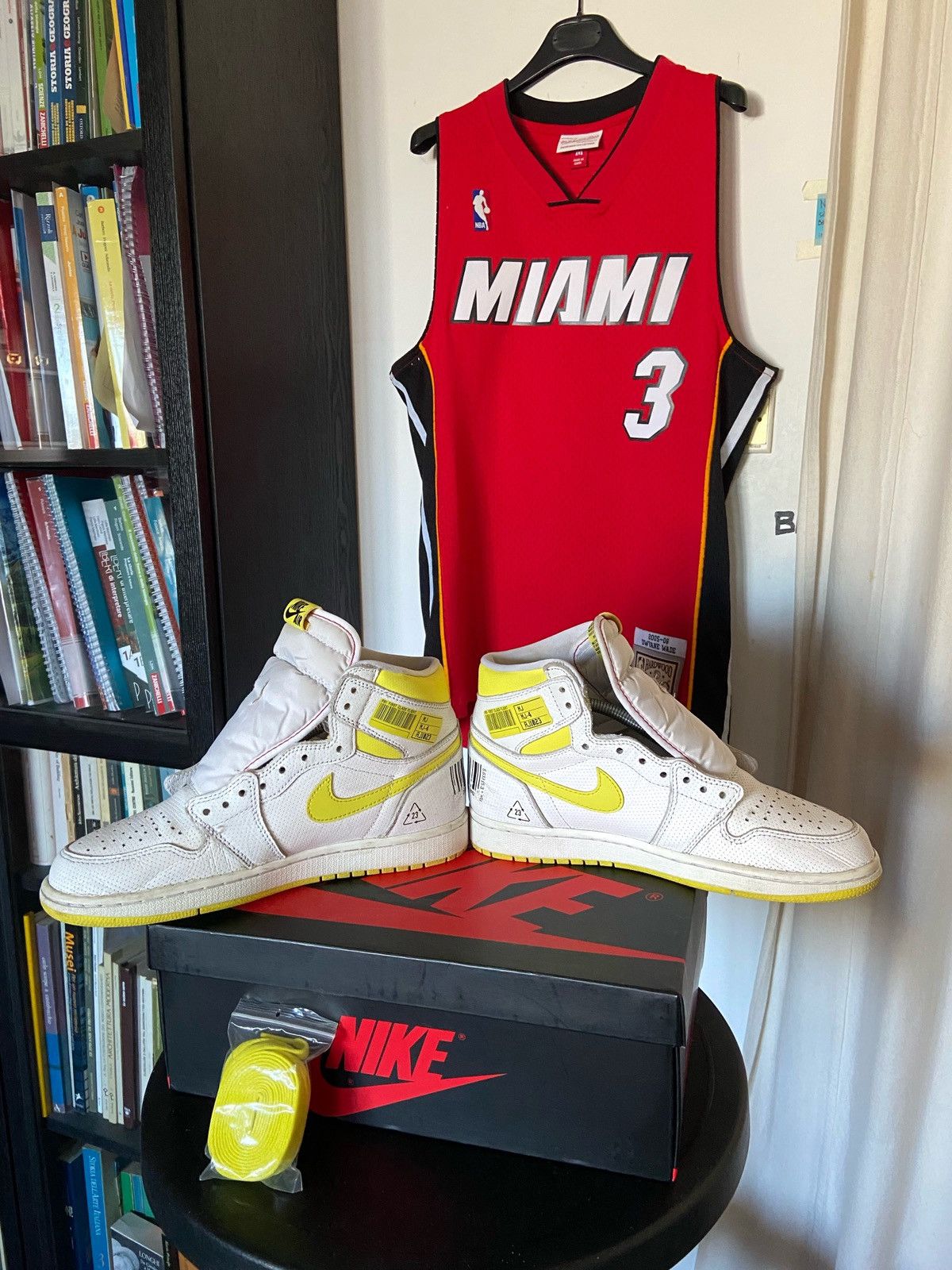 Jordan Brand Jordan 1 High First Class Flight Size US 8.5 / EU 41-42 - 6 Thumbnail