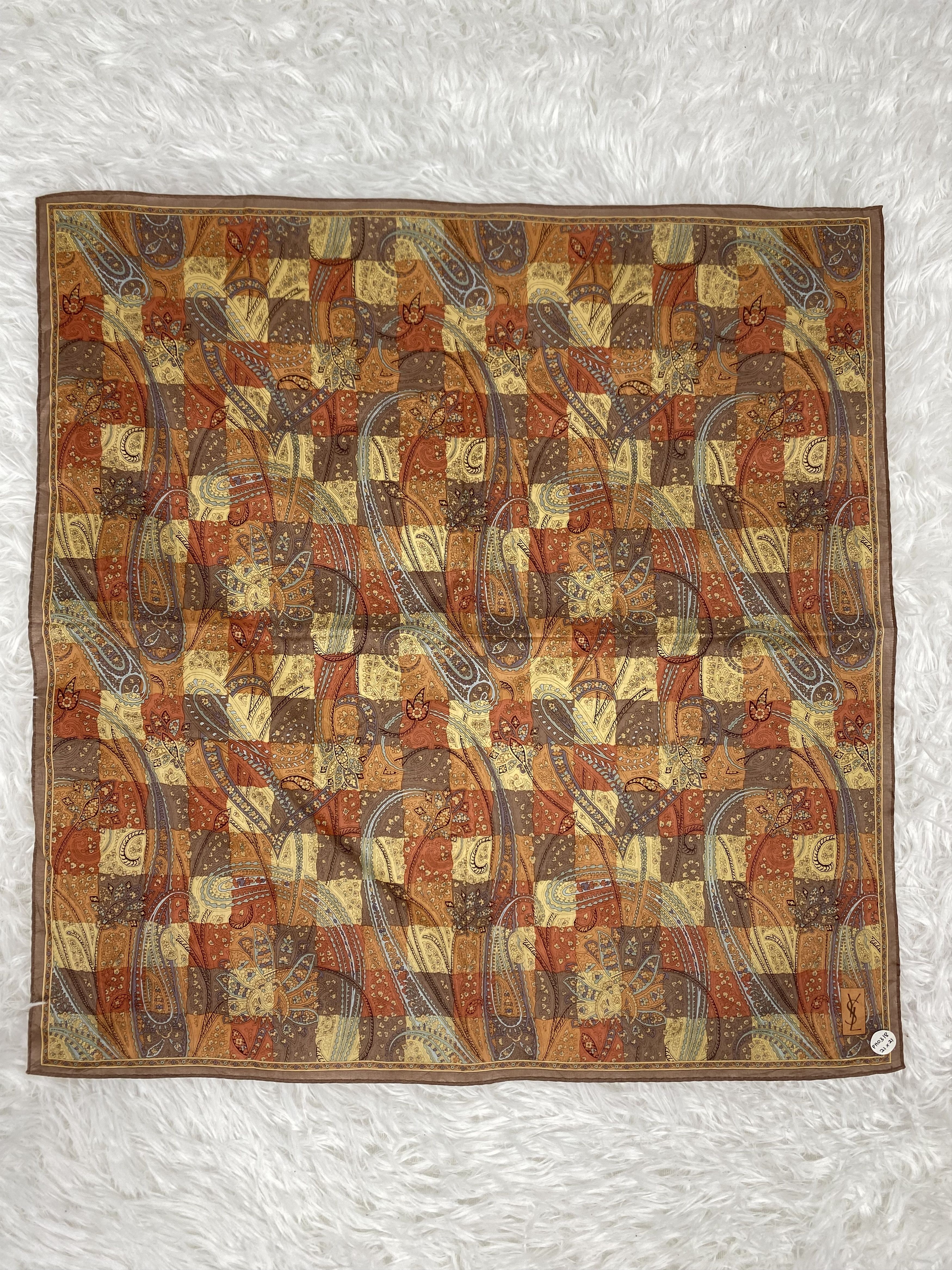 Vintage × Yves Saint Laurent Vintage Yves Saint Laurent Handkerchief Neckerchief PH0318 Size ONE SIZE - 3 Thumbnail