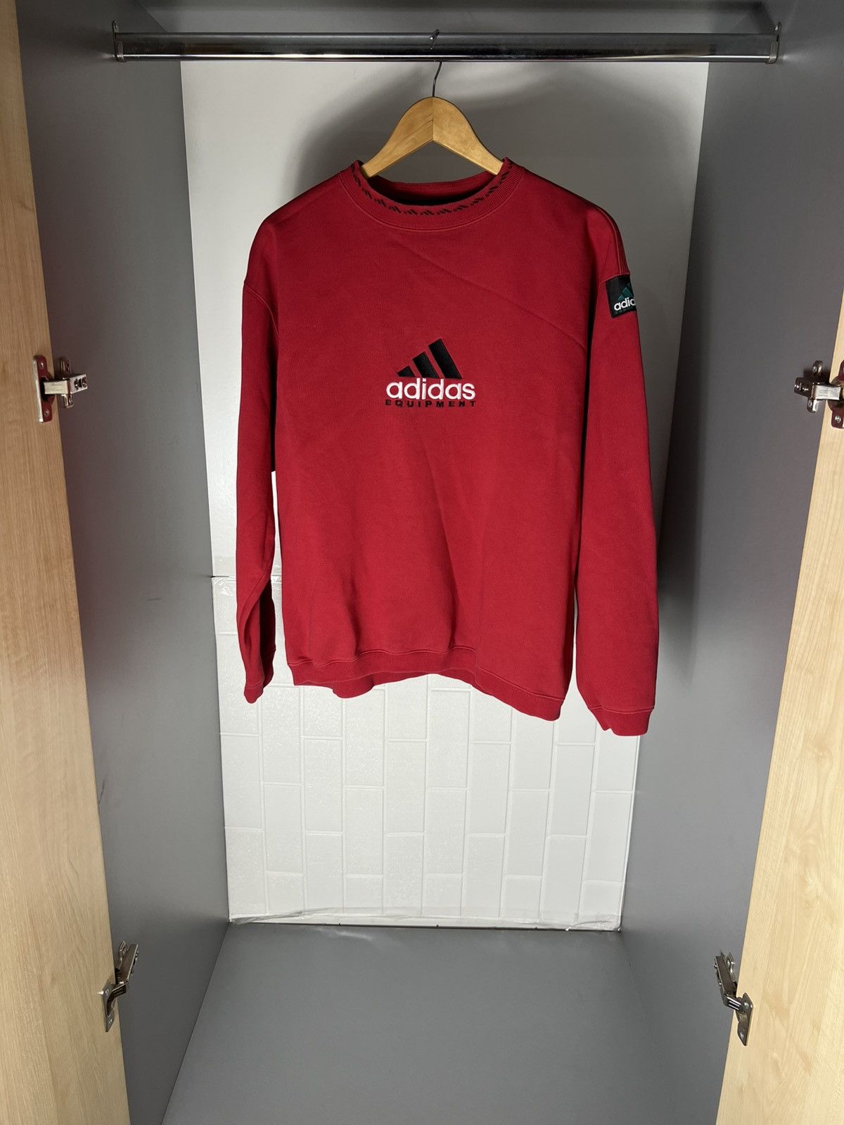 Adidas VINTAGE ADIDAS ORIGINAL EQUIPMENT RETRO SWEATSHIRT Y2K 90s Size US L / EU 52-54 / 3 - 6 Thumbnail