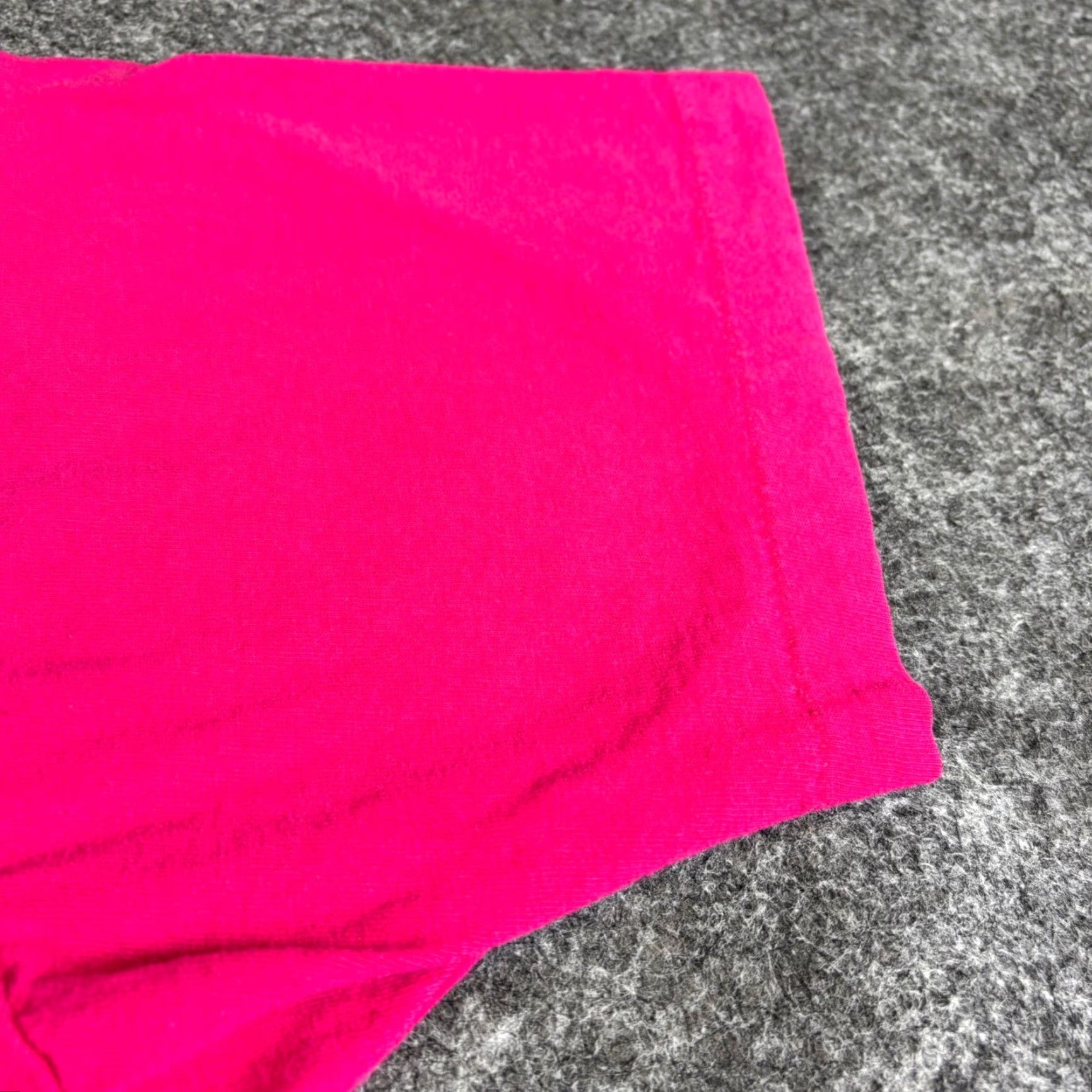 Fruit Of The Loom VINTAGE Bay Ridge 1992 Graphic T Shirt Hot Pink Fruit of the Loom Mens L Size US L / EU 52-54 / 3 - 7 Thumbnail