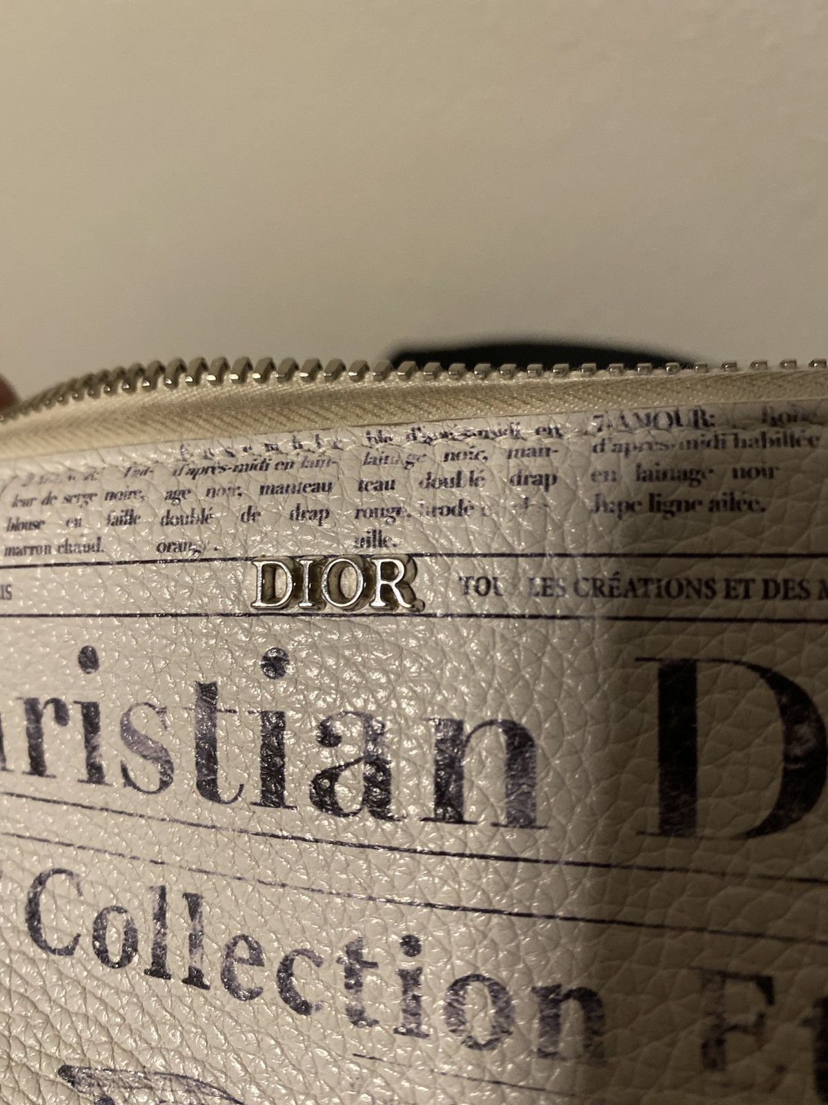 Daniel Arsham × Dior Dior x Arsham Zipped Compact Crossbody Wallet Bag Size ONE SIZE - 8 Thumbnail