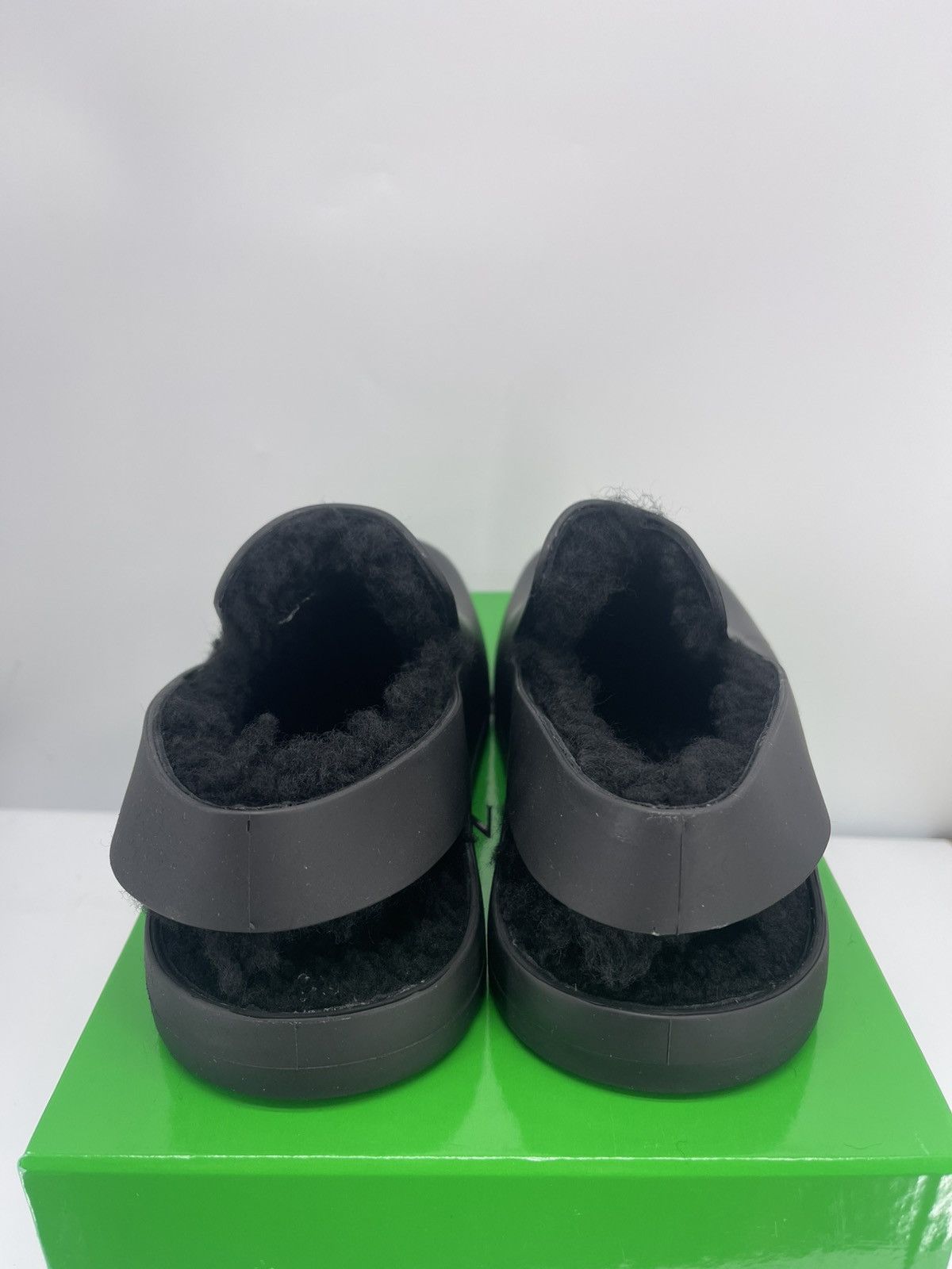 Bottega Veneta Bottega Veneta Puddle Sandals eu 41 Size US 8 / EU 41 - 4 Thumbnail