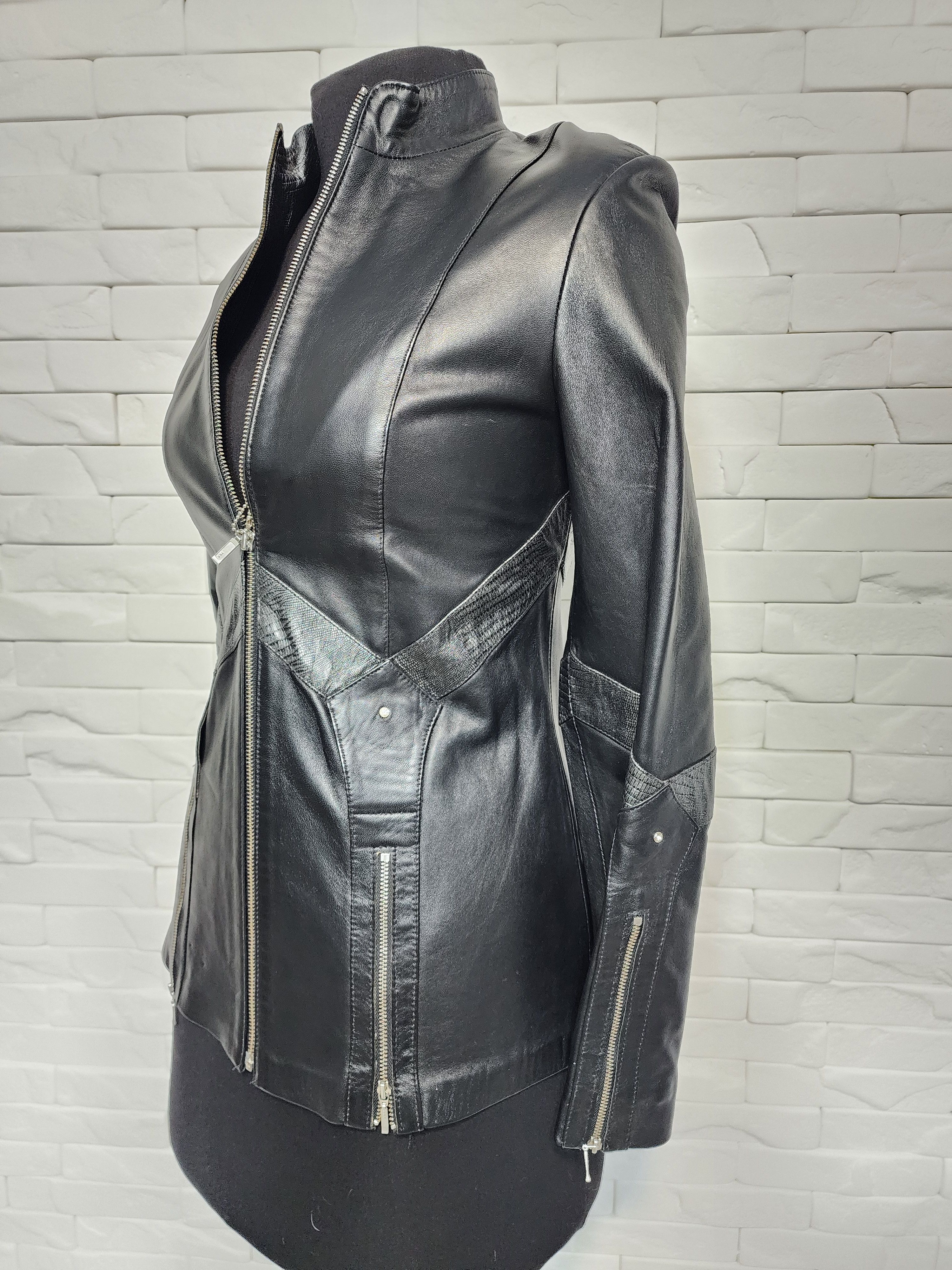 Genuine Leather Women's Black Genuine Leather Jacket Size S / US 4 / IT 40 - 2 Thumbnail