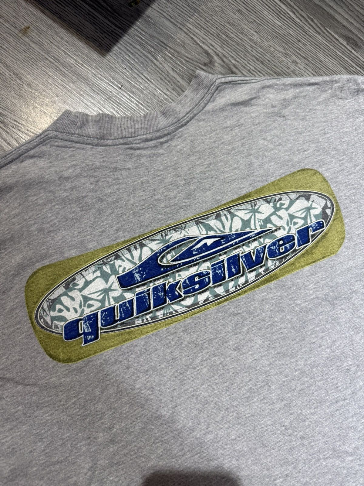 Quiksilver 90’s QUICKSILVER RARE CENTRAL LOGO RETRO JAPANESE TSHIRT Size US L / EU 52-54 / 3 - 6 Thumbnail